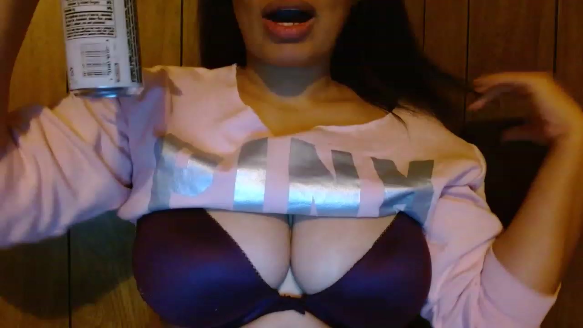 Gallery image thumbnail from Mixedebony's myfreecams stream on, 12/26/2022, 19:29 image 6 of 20