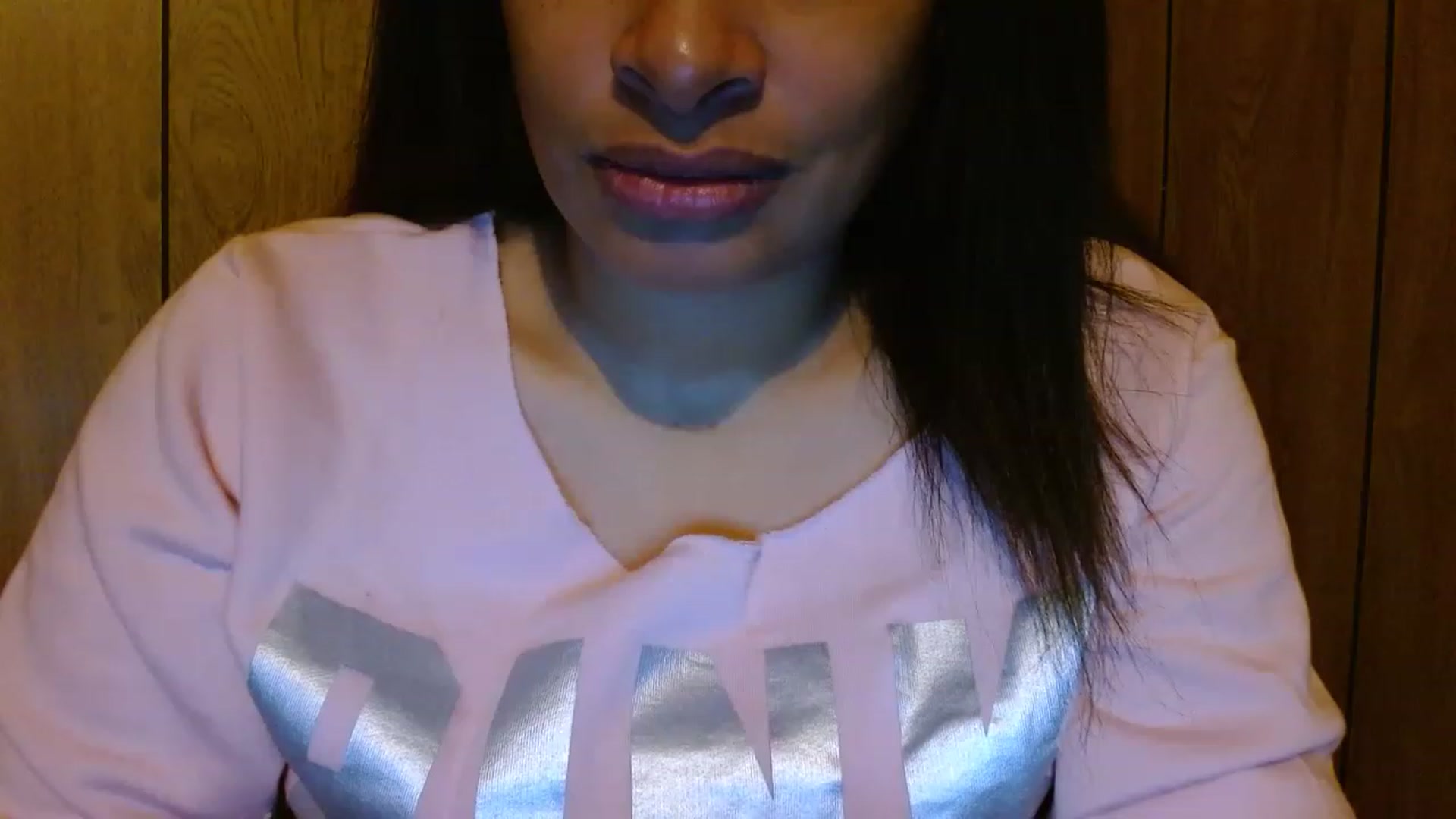 Gallery image thumbnail from Mixedebony's myfreecams stream on, 12/26/2022, 19:29 image 10 of 20