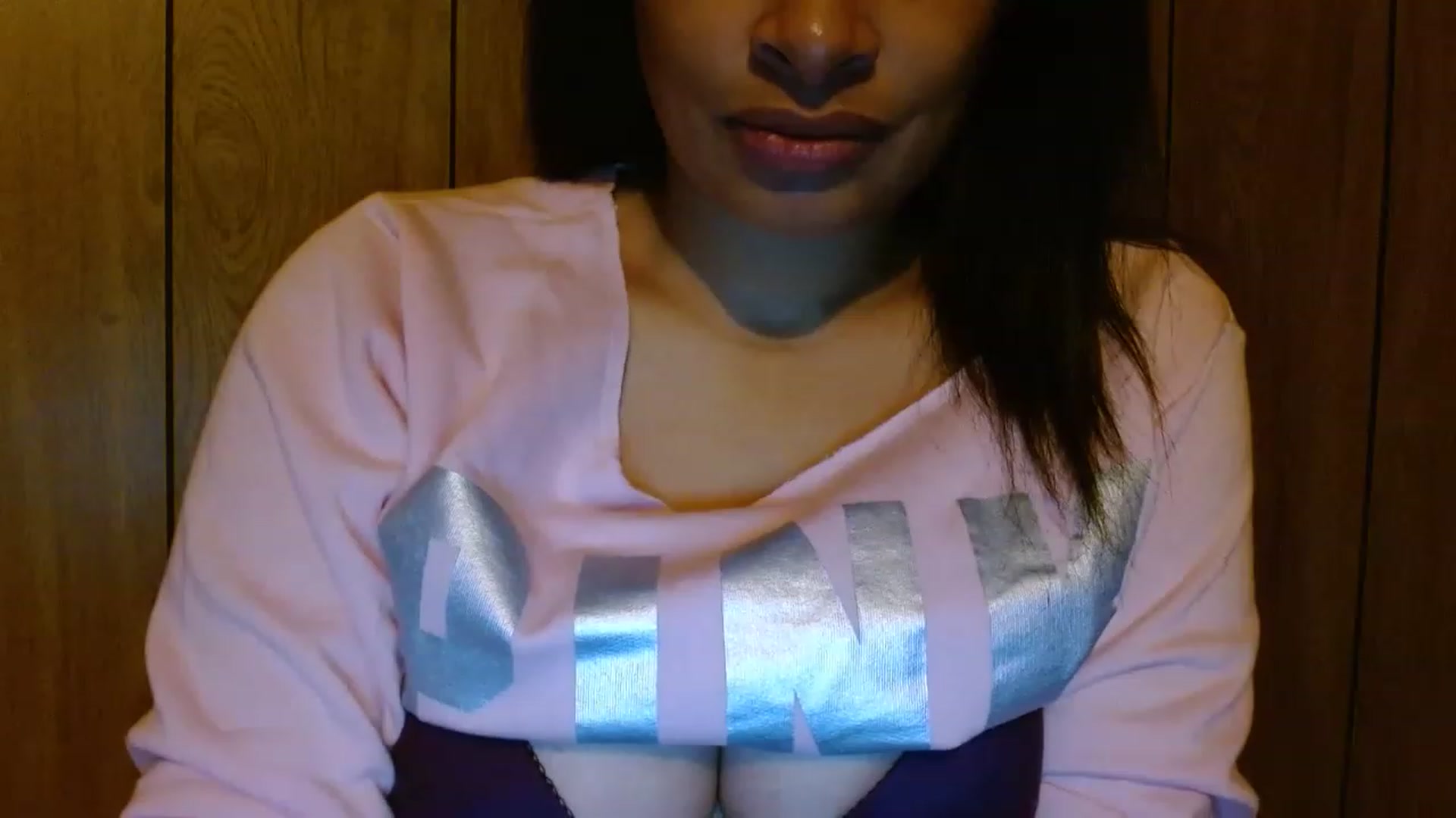 Gallery image thumbnail from Mixedebony's myfreecams stream on, 12/26/2022, 19:29 image 4 of 20