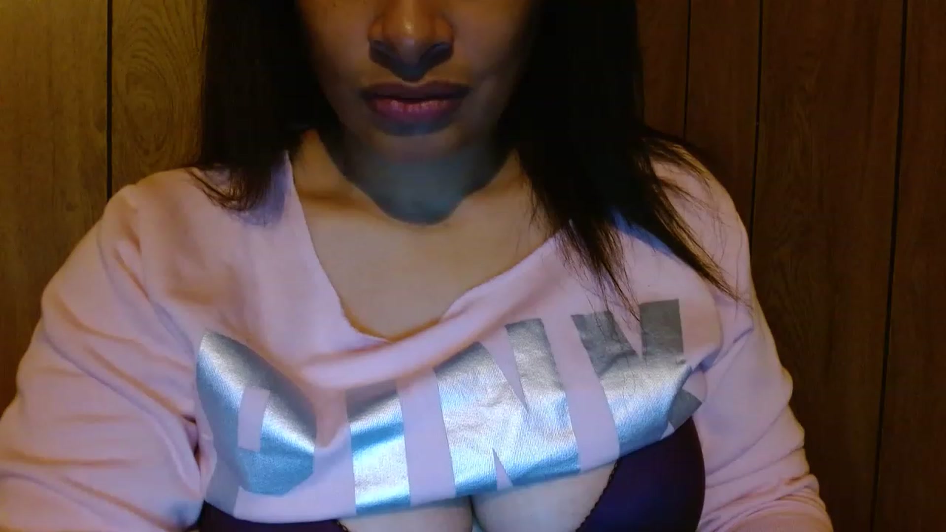 Gallery image thumbnail from Mixedebony's myfreecams stream on, 12/26/2022, 19:29 image 5 of 20