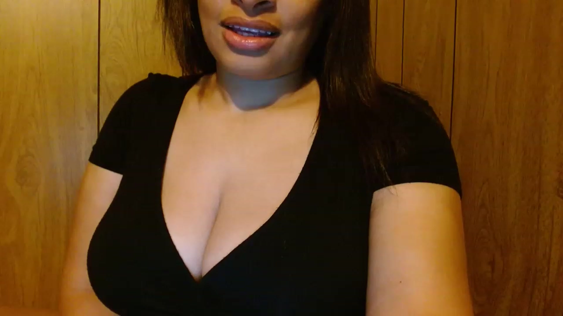 Gallery image thumbnail from Mixedebony's myfreecams stream on, 01/26/2023, 13:32 image 2 of 20