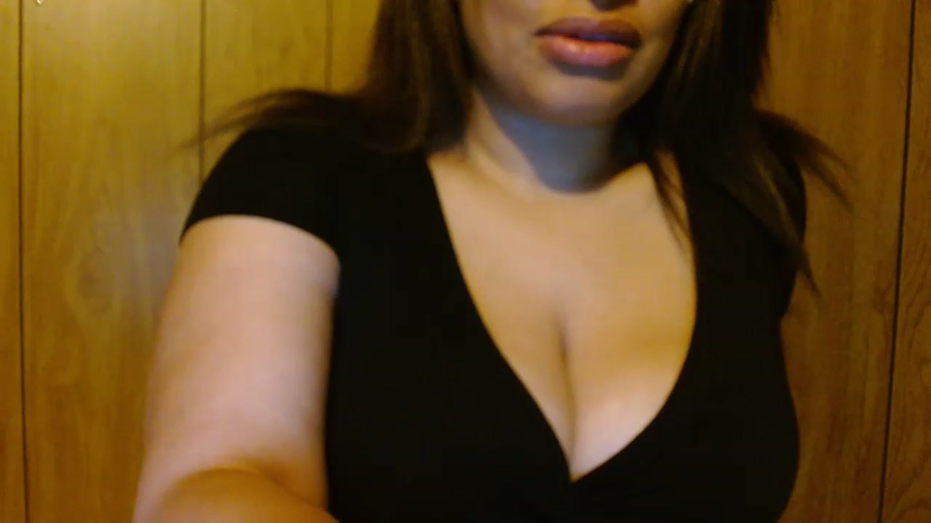 Gallery image thumbnail from Mixedebony's myfreecams stream on, 01/26/2023, 13:32 image 13 of 20