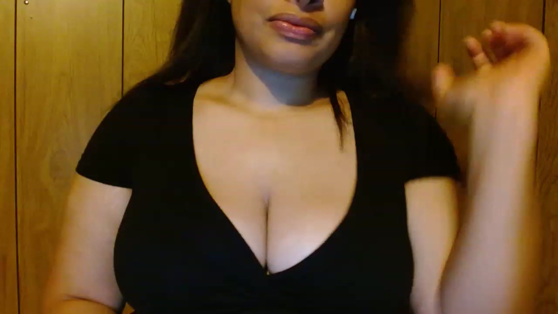 Gallery image thumbnail from Mixedebony's myfreecams stream on, 01/26/2023, 13:32 image 14 of 20