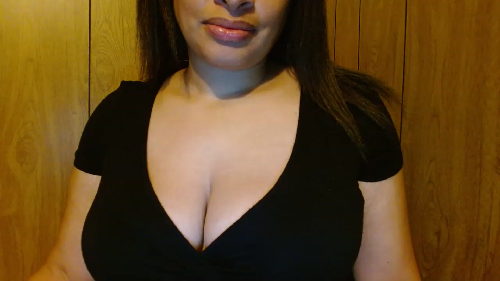 Gallery image thumbnail from Mixedebony's myfreecams stream on, 01/26/2023, 13:32 image 5 of 20
