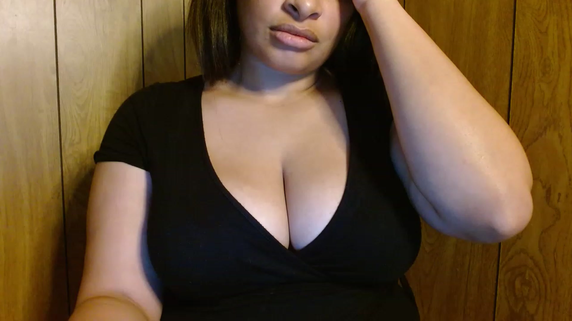 Gallery image thumbnail from Mixedebony's myfreecams stream on, 02/06/2023, 17:58 image 10 of 20