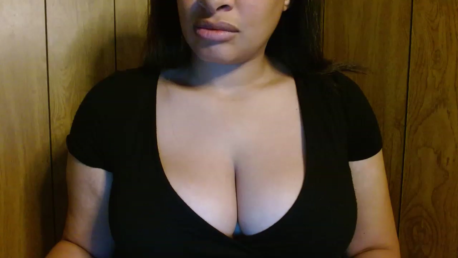 Gallery image thumbnail from Mixedebony's myfreecams stream on, 02/06/2023, 17:58 image 5 of 20
