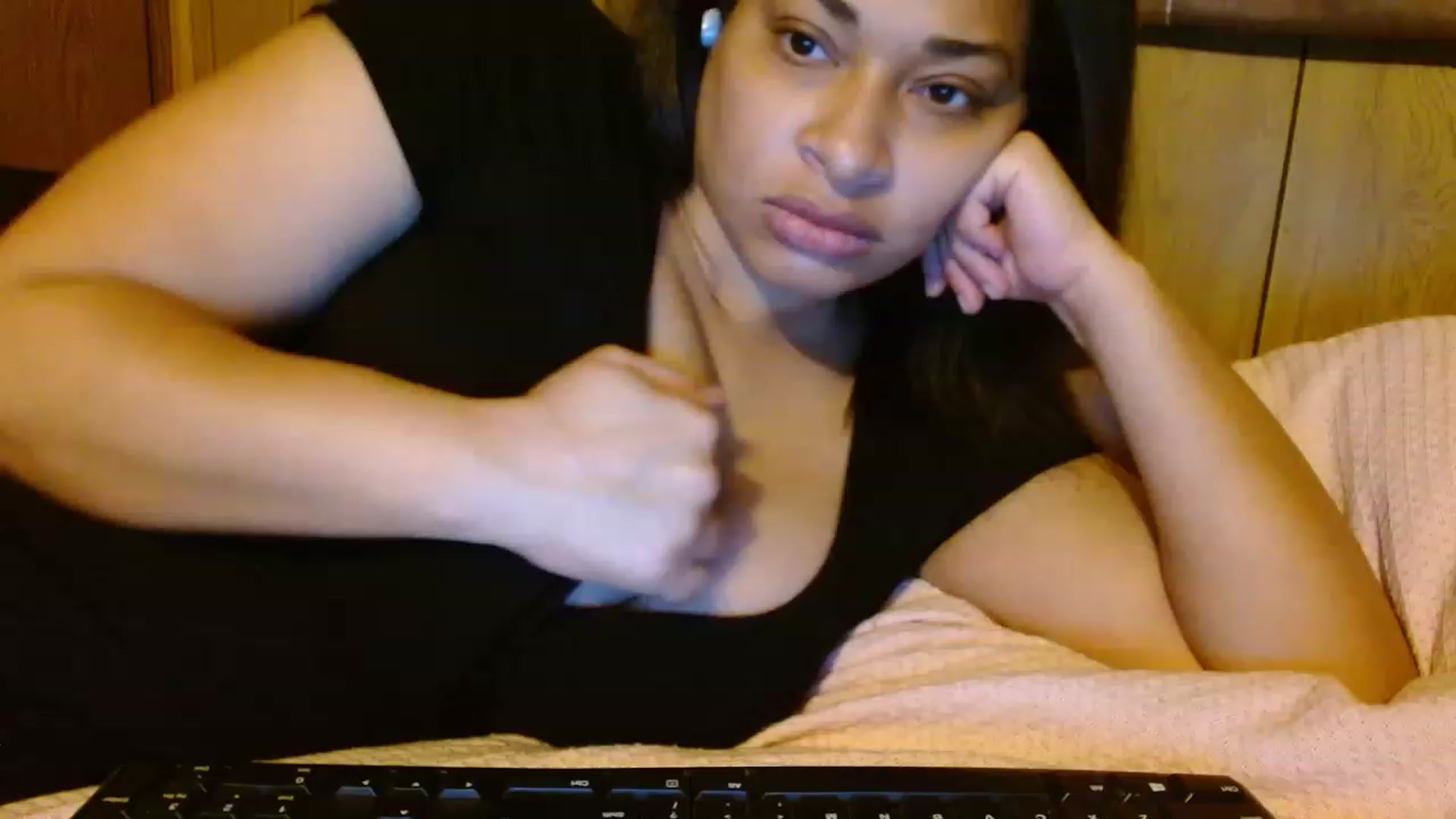 Gallery image thumbnail from Mixedebony's myfreecams stream on, 02/23/2023, 14:30 image 5 of 20