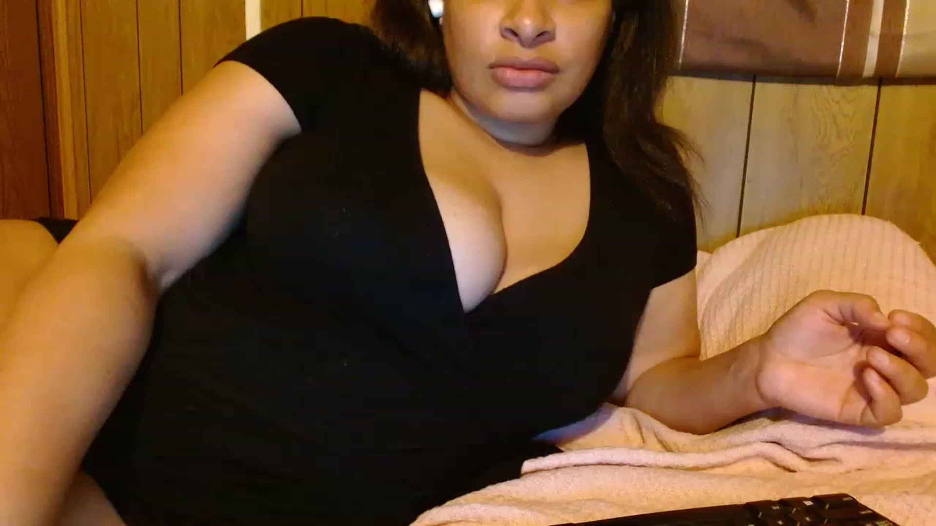 Gallery image thumbnail from Mixedebony's myfreecams stream on, 02/23/2023, 15:13 image 12 of 20