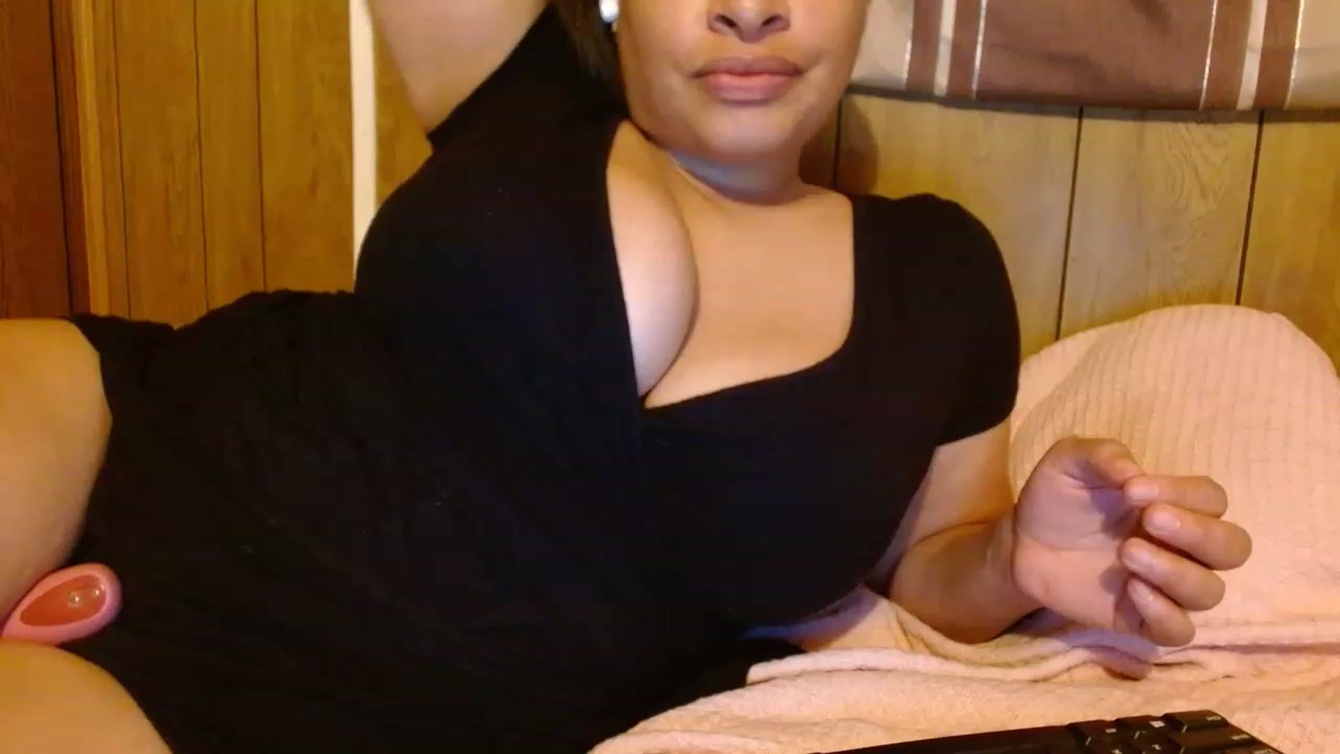 Gallery image thumbnail from Mixedebony's myfreecams stream on, 02/23/2023, 15:13 image 13 of 20