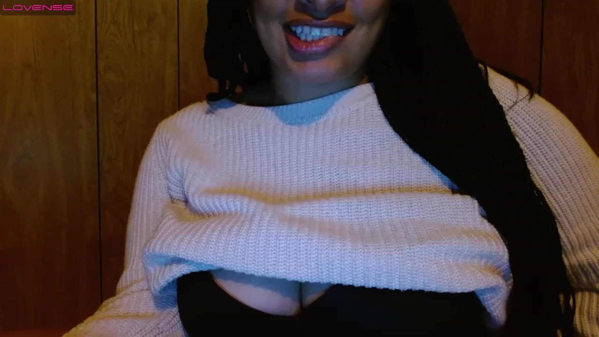 Gallery image thumbnail from Mixedebony's myfreecams stream on, 03/23/2023, 17:07 image 17 of 20