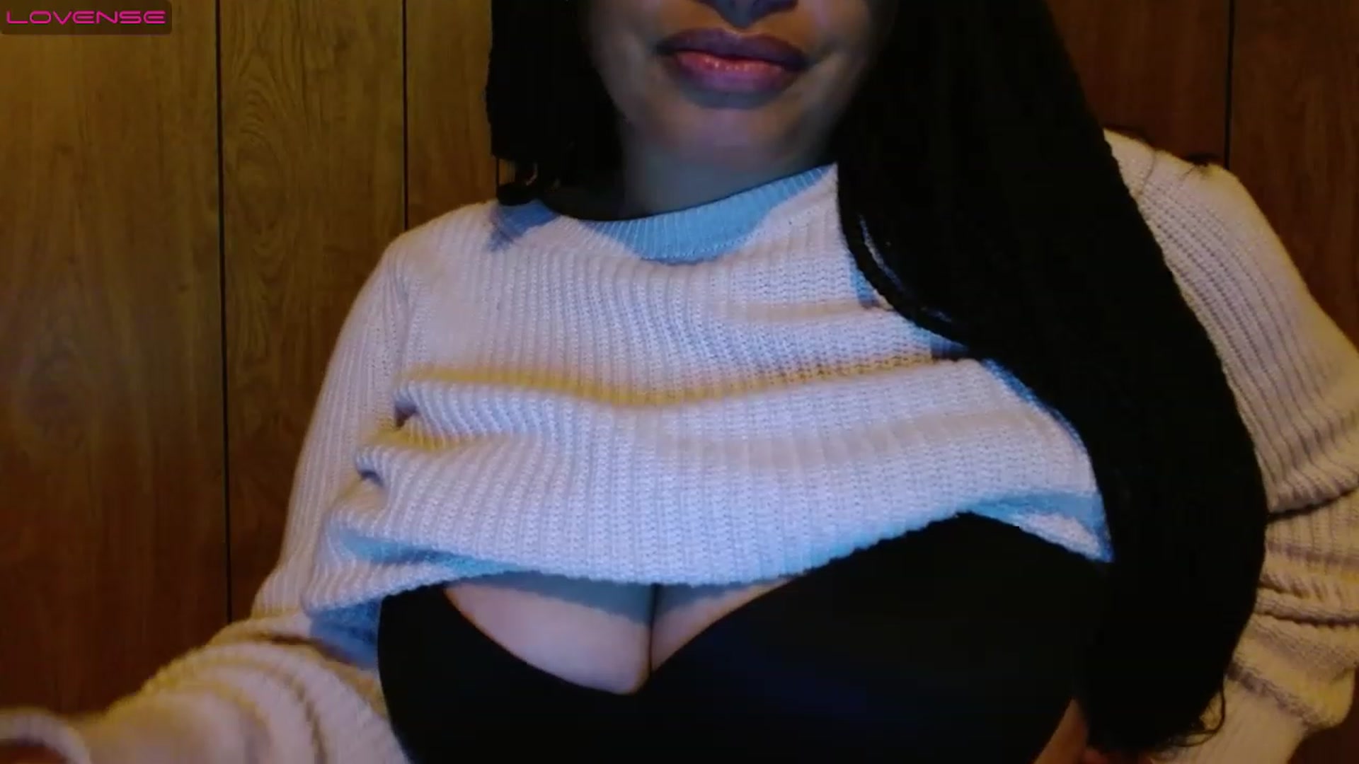 Gallery image thumbnail from Mixedebony's myfreecams stream on, 03/23/2023, 17:07 image 18 of 20