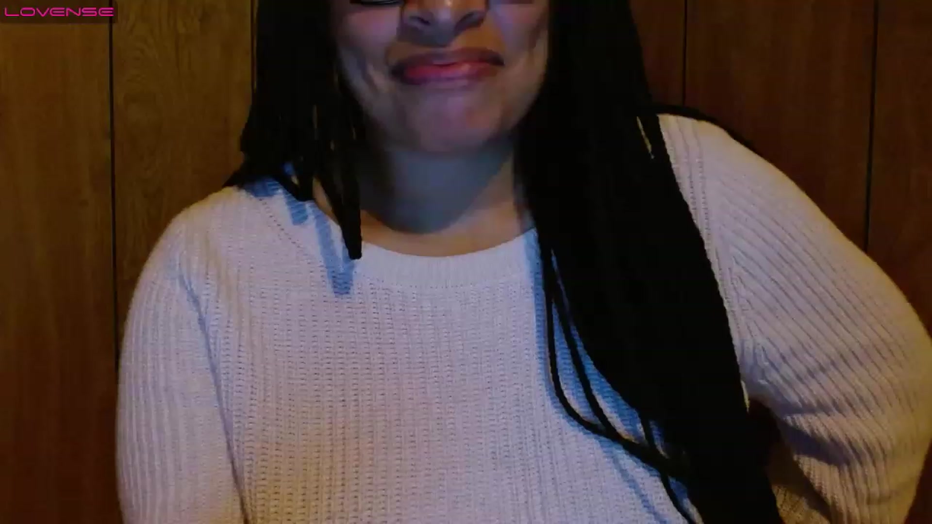 Gallery image thumbnail from Mixedebony's myfreecams stream on, 03/23/2023, 19:31 image 17 of 20