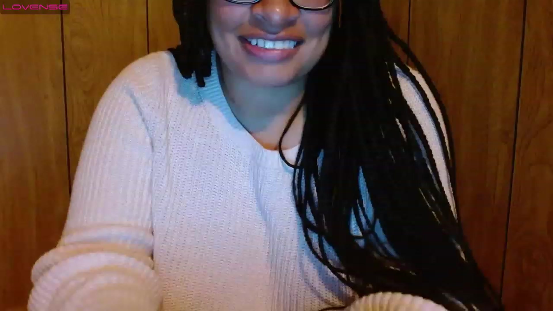 Gallery image thumbnail from Mixedebony's myfreecams stream on, 03/23/2023, 19:31 image 6 of 20