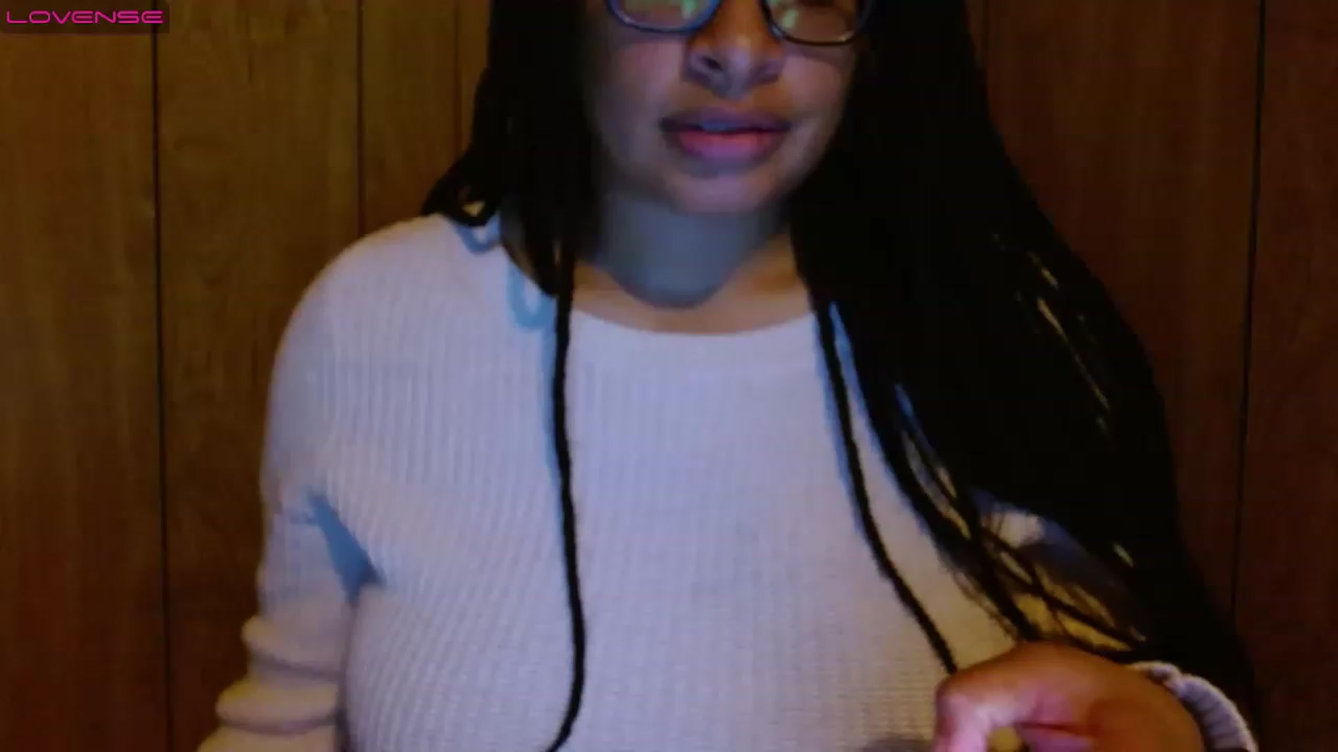 Gallery image thumbnail from Mixedebony's myfreecams stream on, 03/23/2023, 19:31 image 16 of 20