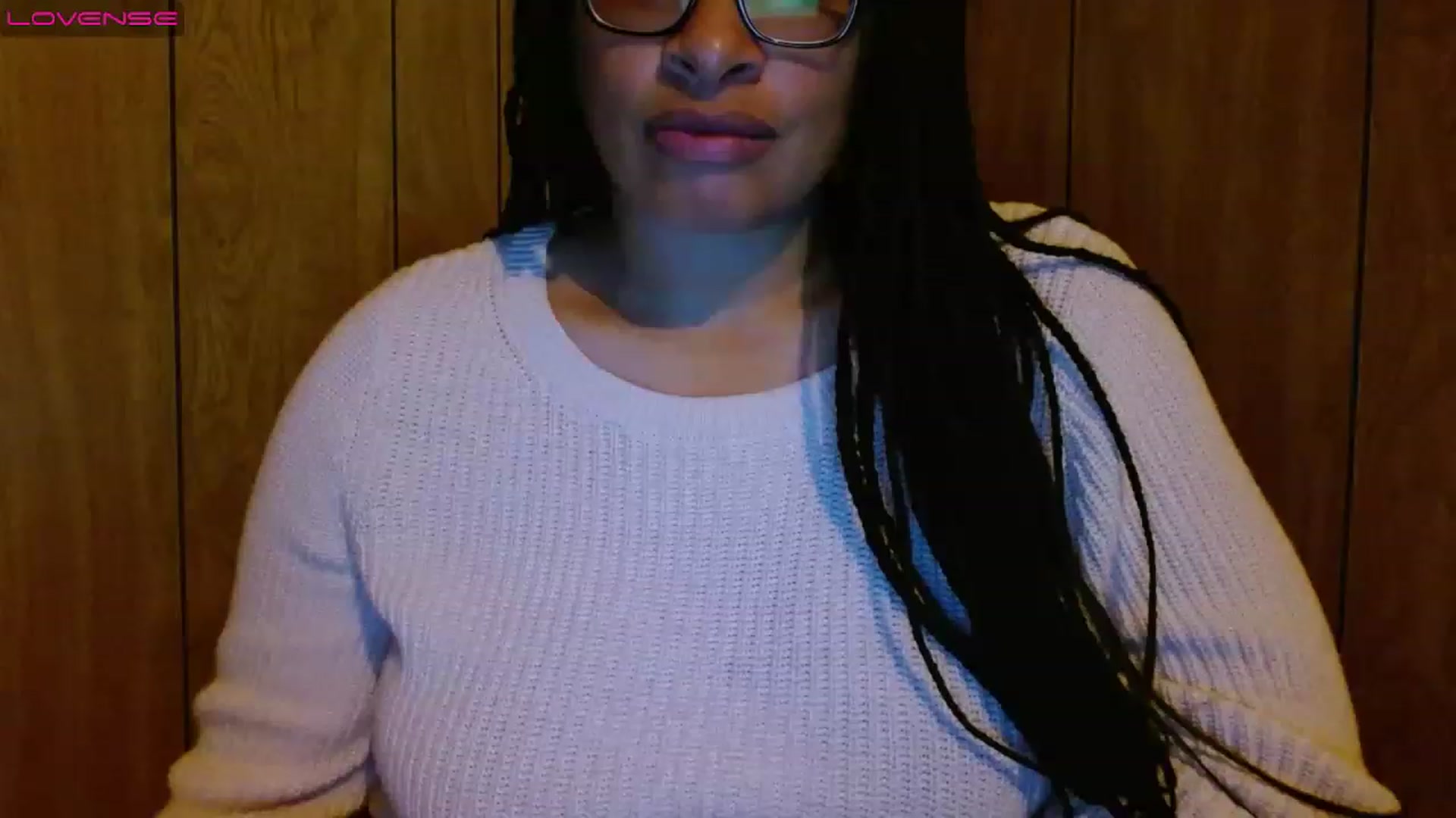 Gallery image thumbnail from Mixedebony's myfreecams stream on, 03/23/2023, 19:31 image 12 of 20