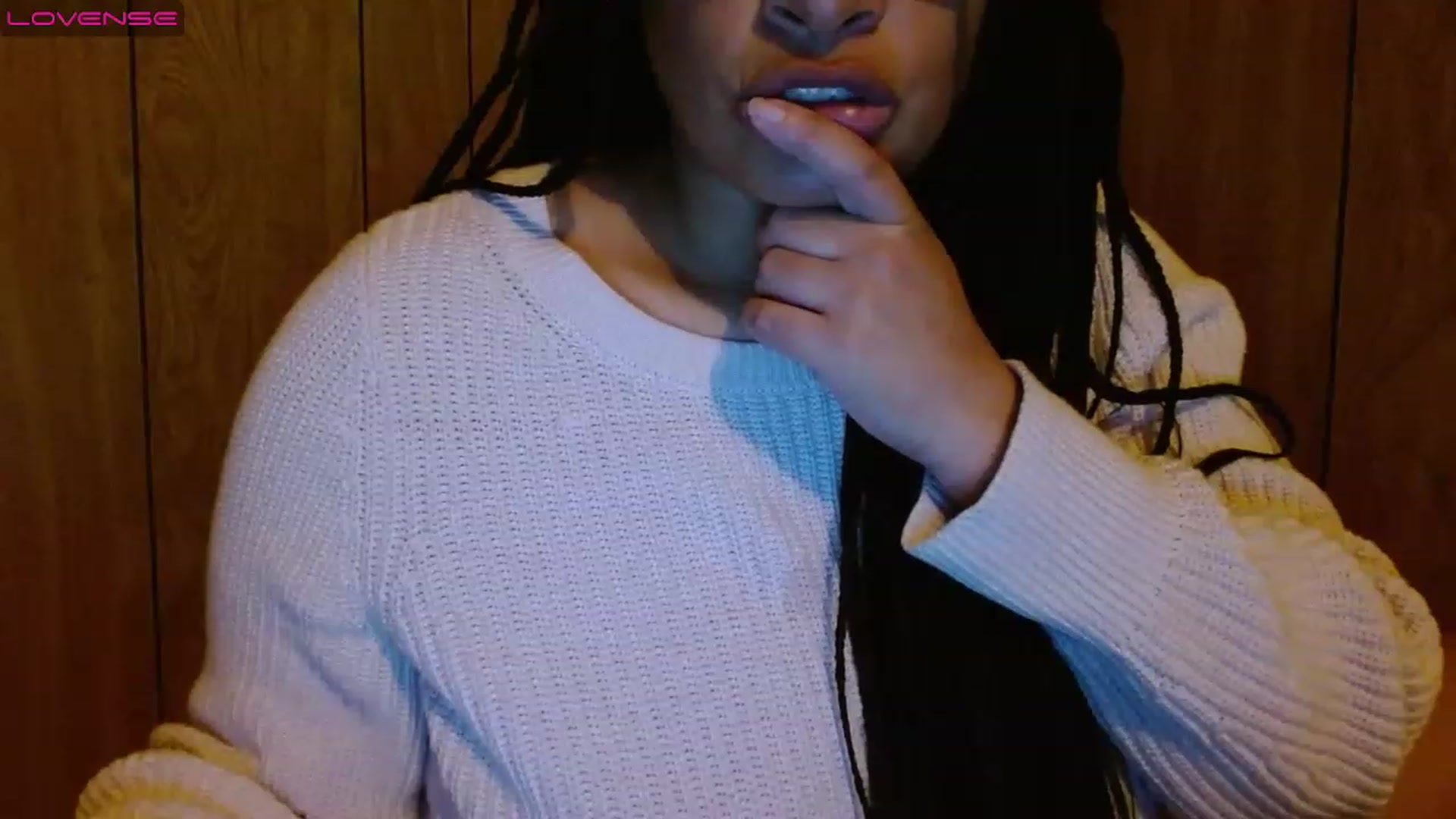 Gallery image thumbnail from Mixedebony's myfreecams stream on, 03/23/2023, 20:10 image 16 of 20