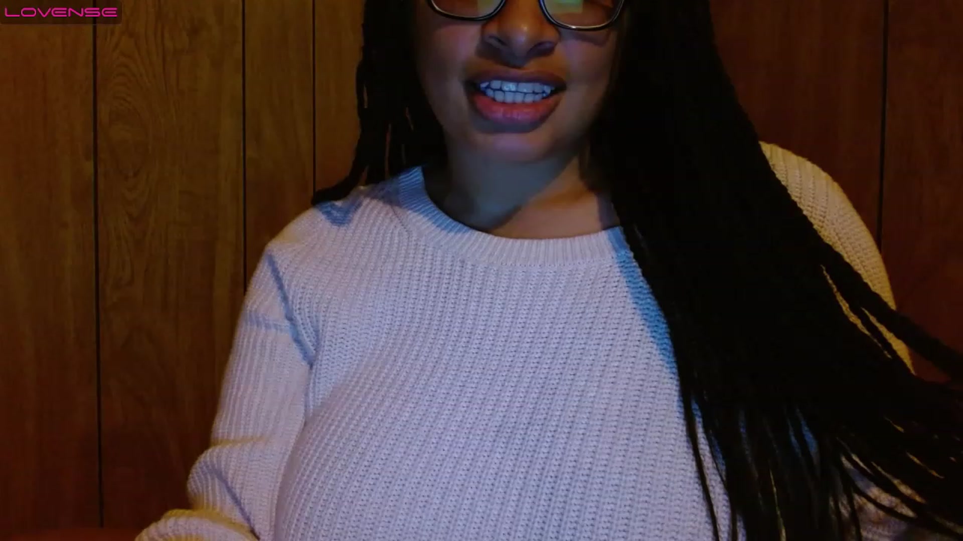 Gallery image thumbnail from Mixedebony's myfreecams stream on, 03/23/2023, 20:10 image 4 of 20