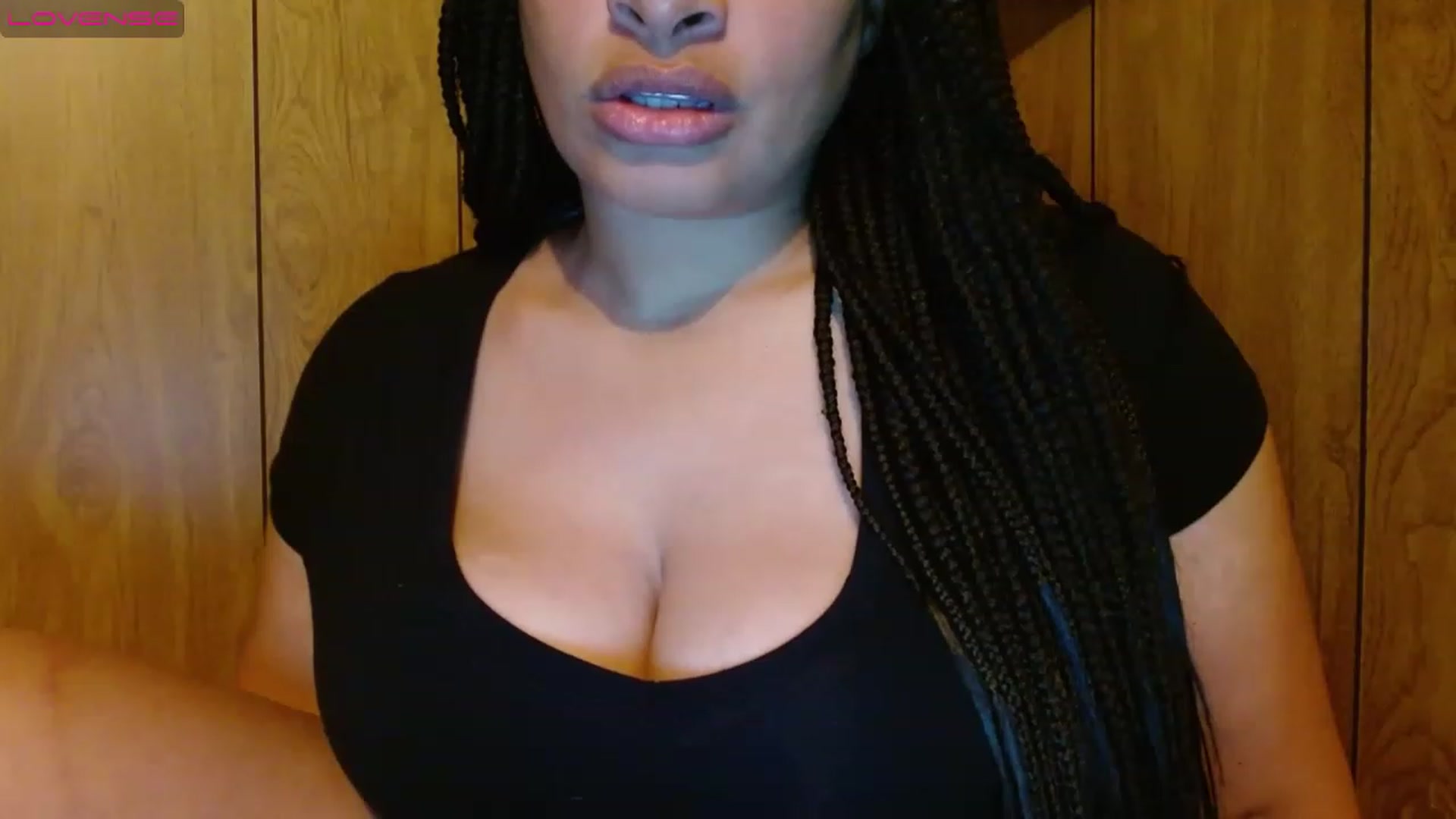 Gallery image thumbnail from Mixedebony's myfreecams stream on, 03/27/2023, 19:22 image 13 of 20