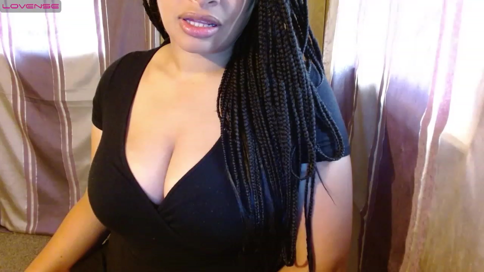 Gallery image thumbnail from Mixedebony's myfreecams stream on, 03/31/2023, 16:25 image 1 of 20