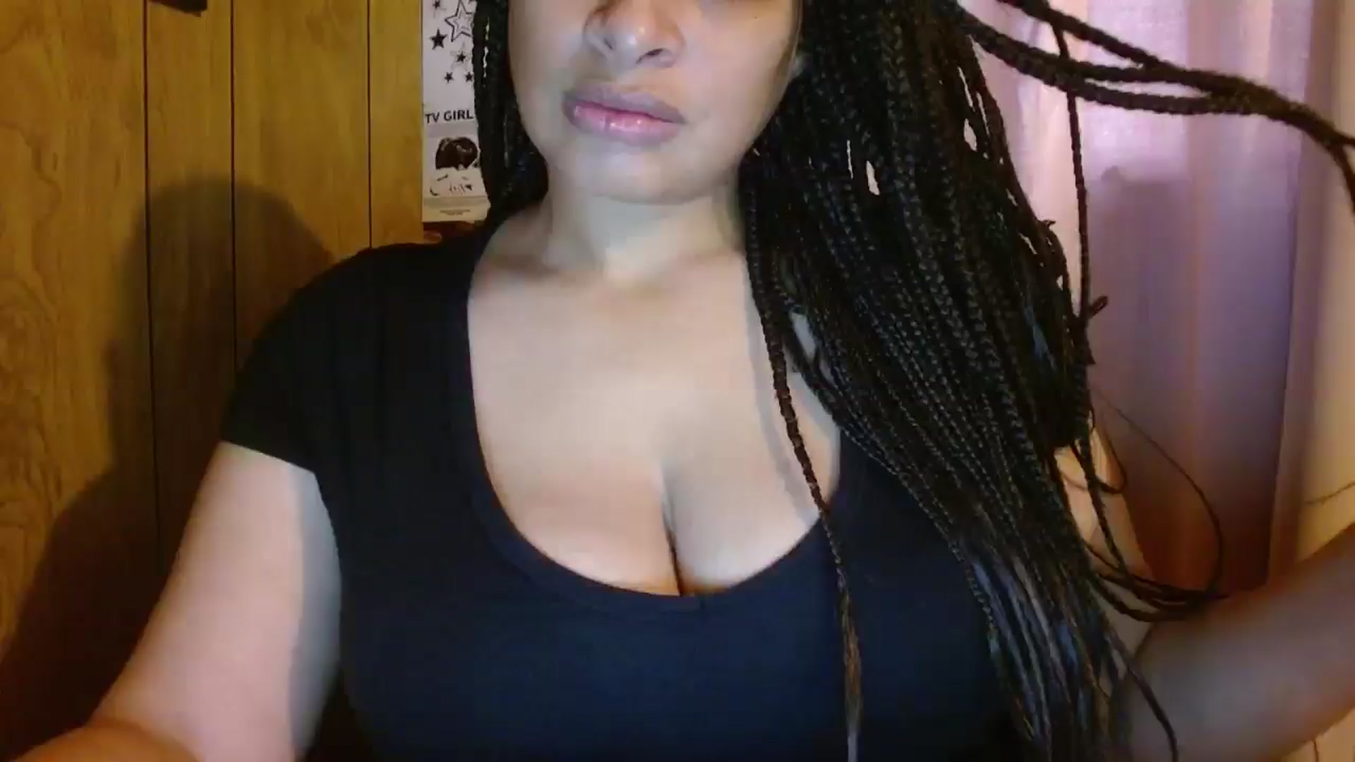 Gallery image thumbnail from Mixedebony's myfreecams stream on, 01/14/2026, 14:15 image 16 of 20