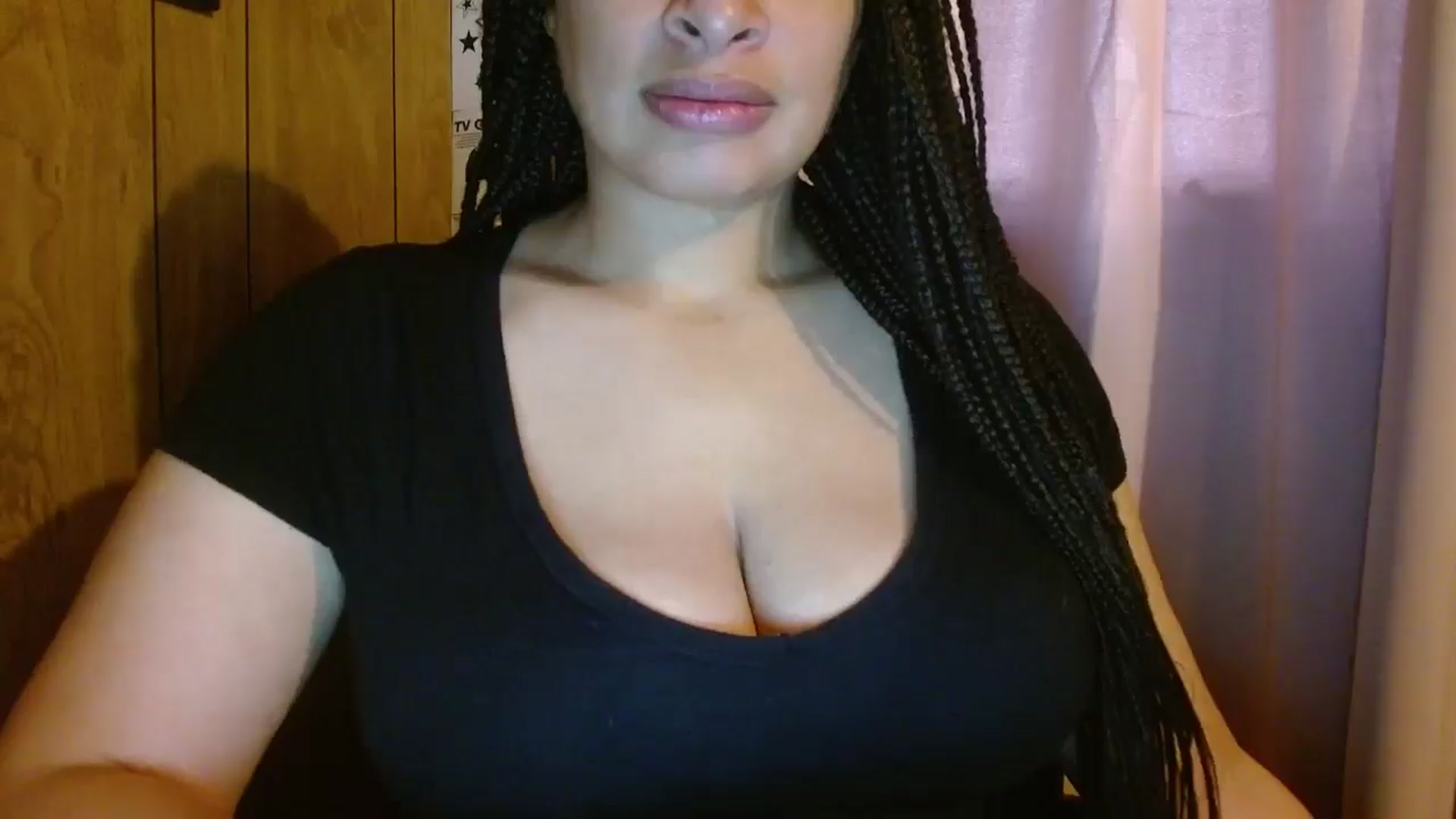 Gallery image thumbnail from Mixedebony's myfreecams stream on, 01/14/2026, 14:15 image 14 of 20