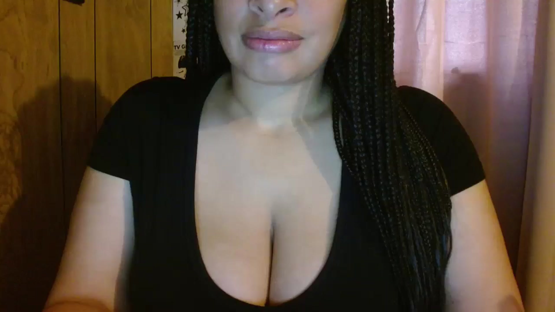 Gallery image thumbnail from Mixedebony's myfreecams stream on, 01/14/2026, 14:15 image 18 of 20
