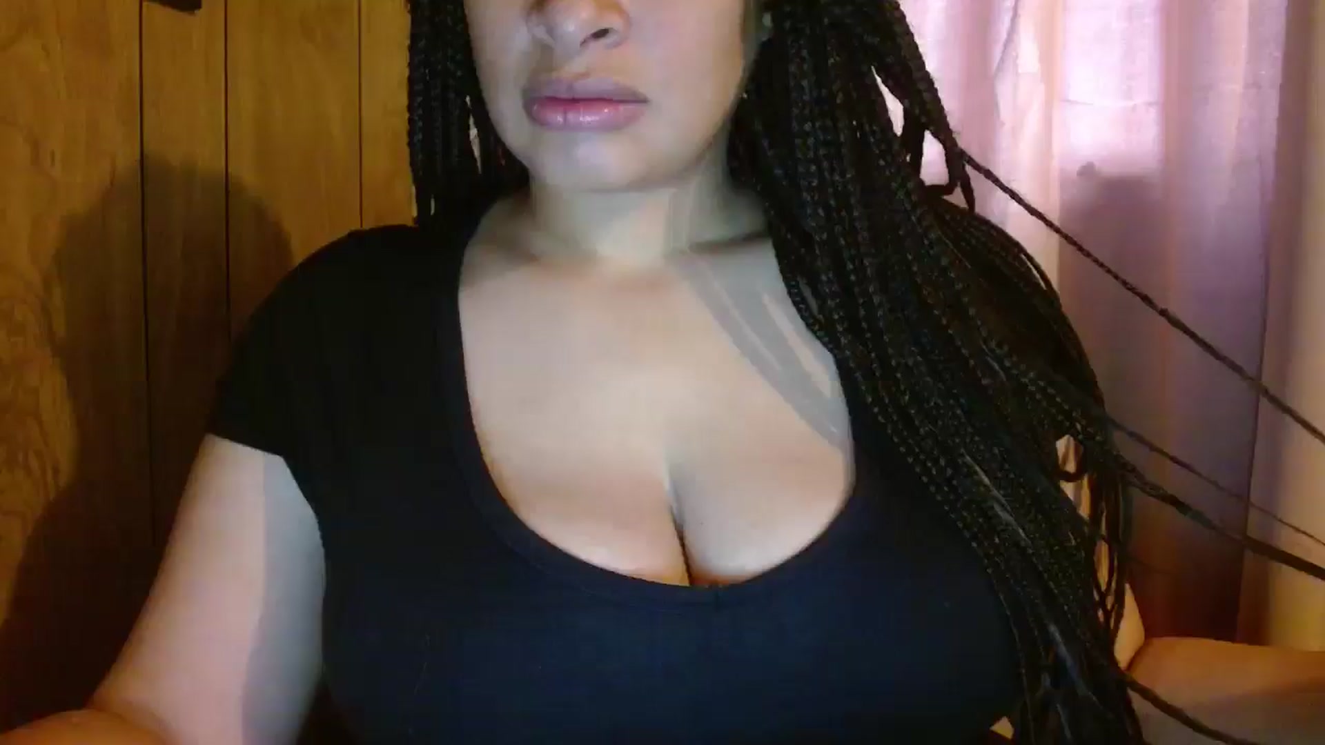 Gallery image thumbnail from Mixedebony's myfreecams stream on, 01/14/2026, 14:15 image 19 of 20