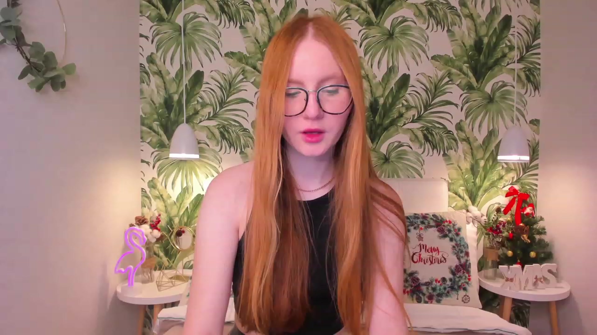 Gallery image thumbnail from MiyaFoxy's myfreecams stream on, 12/24/2022, 15:28 image 4 of 20
