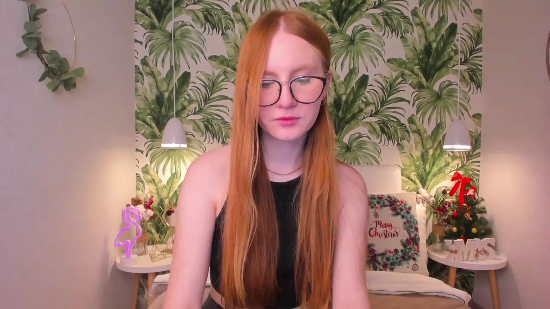 Gallery image thumbnail from MiyaFoxy's myfreecams stream on, 12/24/2022, 15:28 image 14 of 20