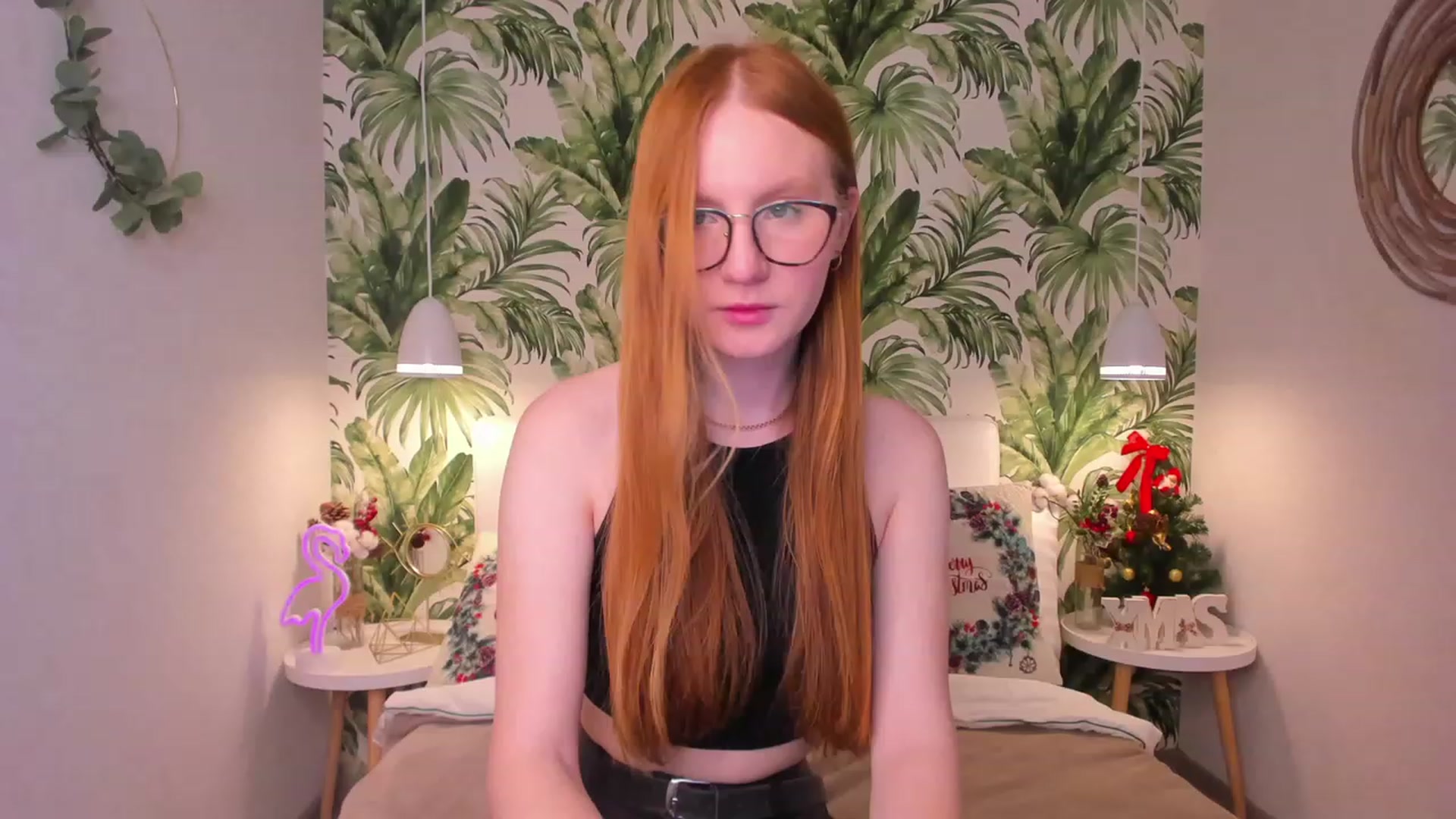 Gallery image thumbnail from MiyaFoxy's myfreecams stream on, 12/24/2022, 15:53 image 13 of 20