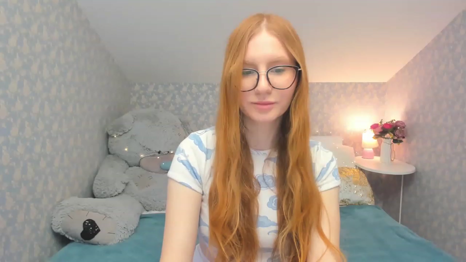 Gallery image thumbnail from MiyaFoxy's myfreecams stream on, 01/21/2023, 12:27 image 3 of 20