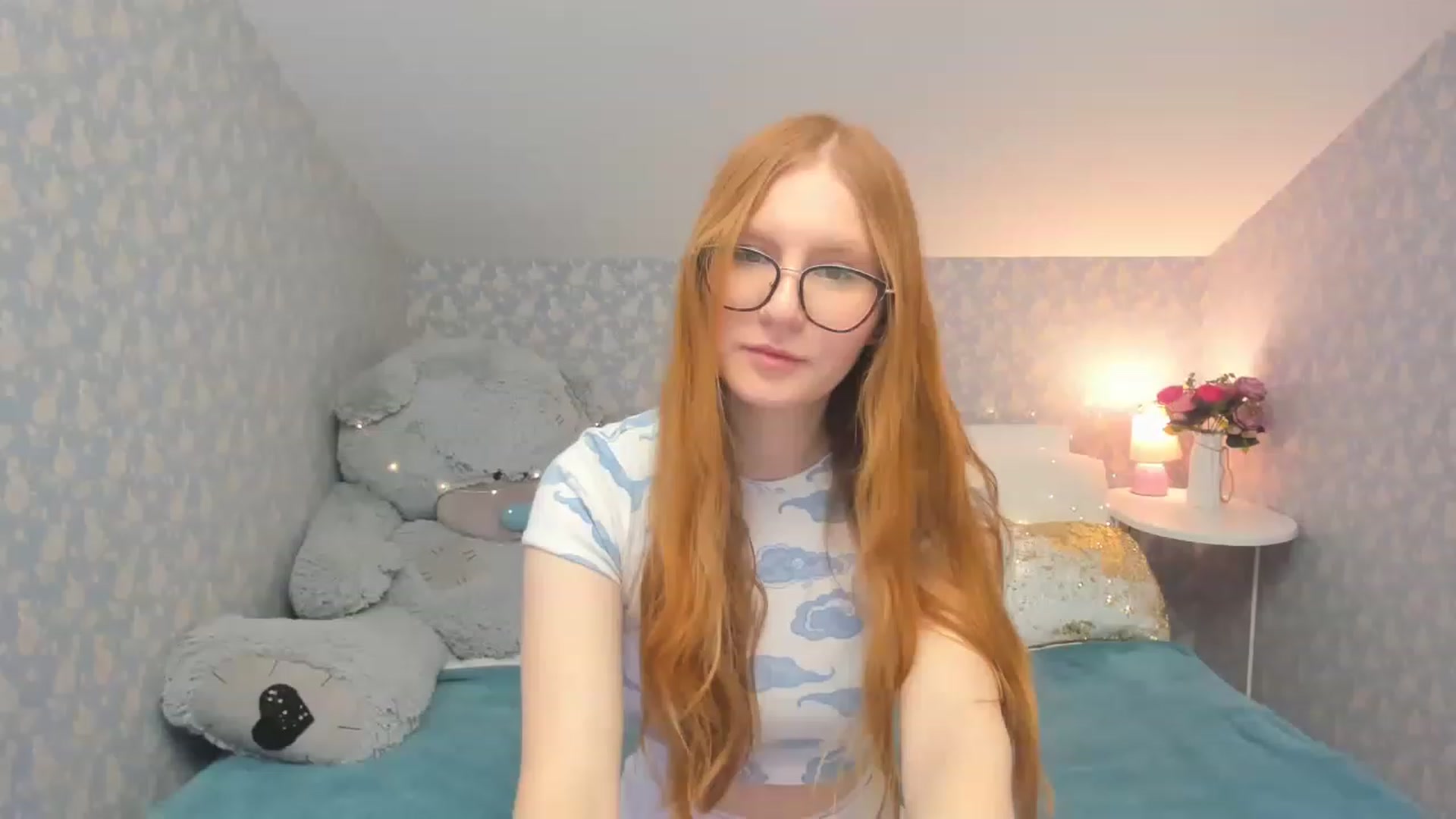 Gallery image thumbnail from MiyaFoxy's myfreecams stream on, 01/21/2023, 12:27 image 4 of 20