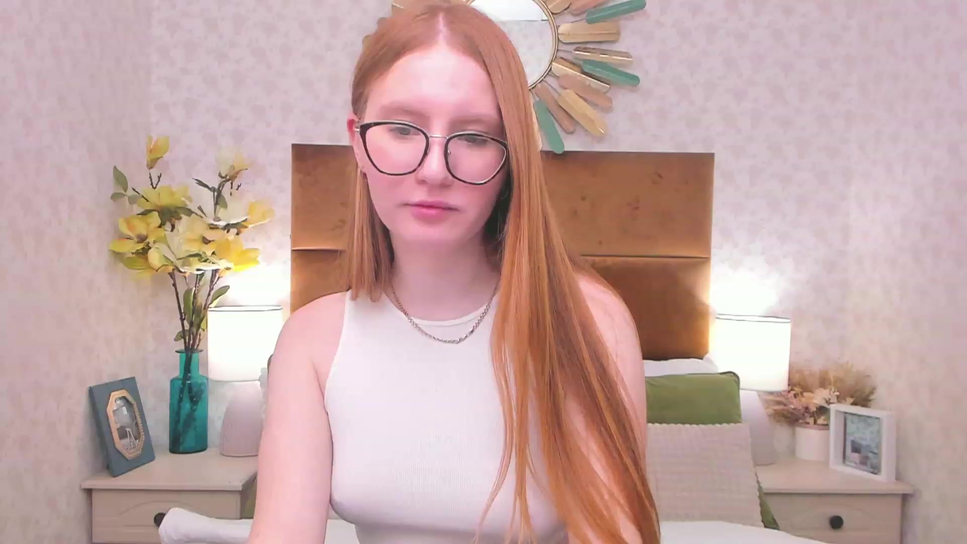 Gallery image thumbnail from MiyaFoxy's myfreecams stream on, 01/27/2023, 14:47 image 1 of 20