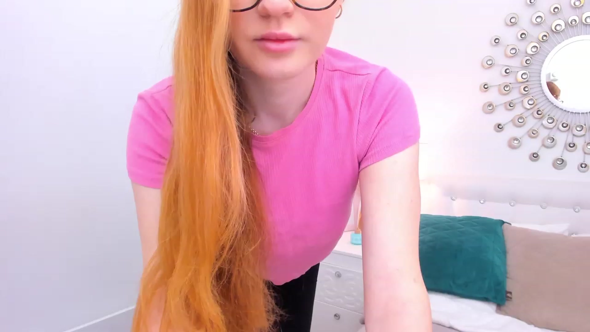 Gallery image thumbnail from MiyaFoxy's myfreecams stream on, 02/05/2023, 16:07 image 12 of 20