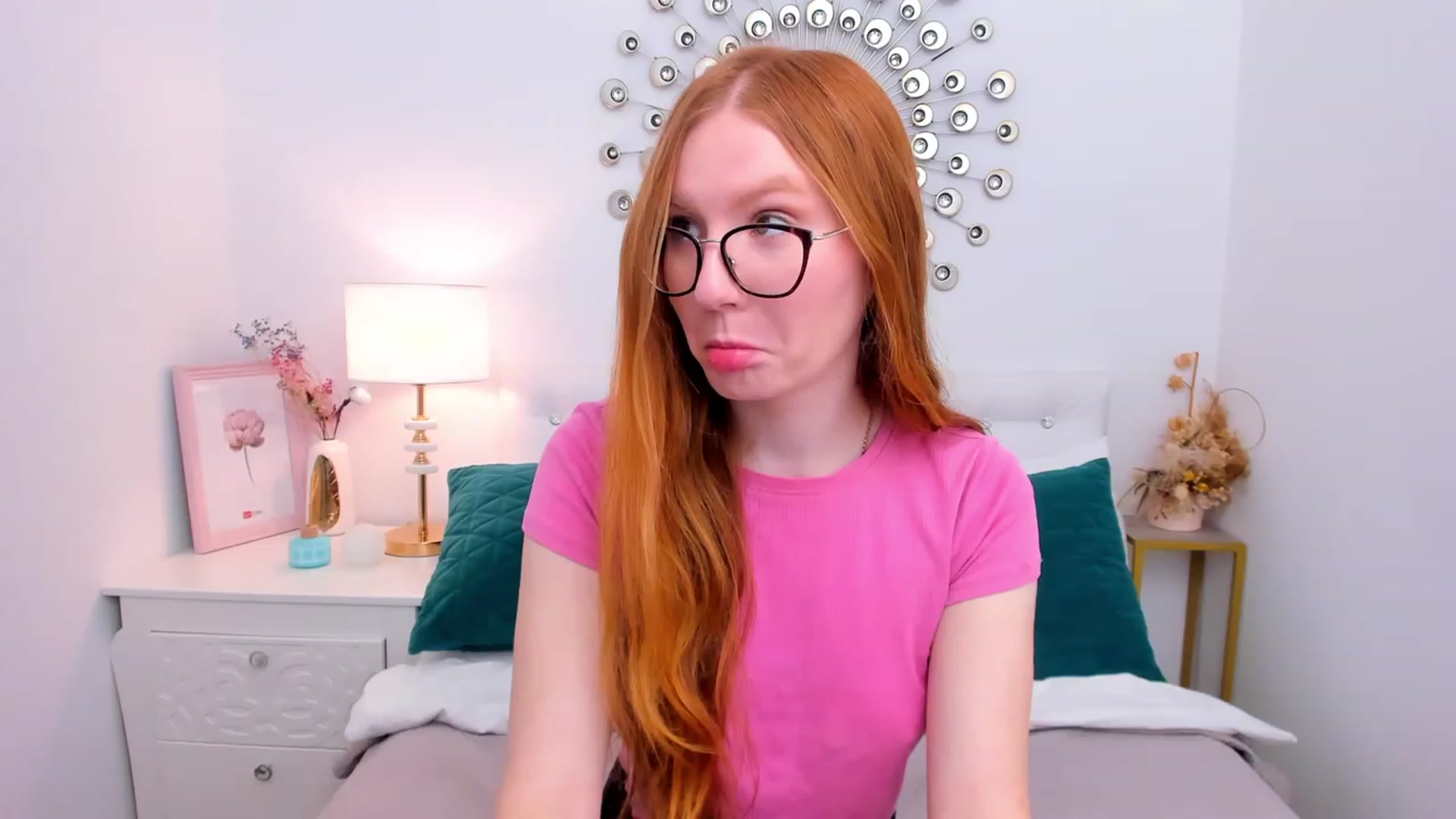 Gallery image thumbnail from MiyaFoxy's myfreecams stream on, 02/05/2023, 17:58 image 1 of 20