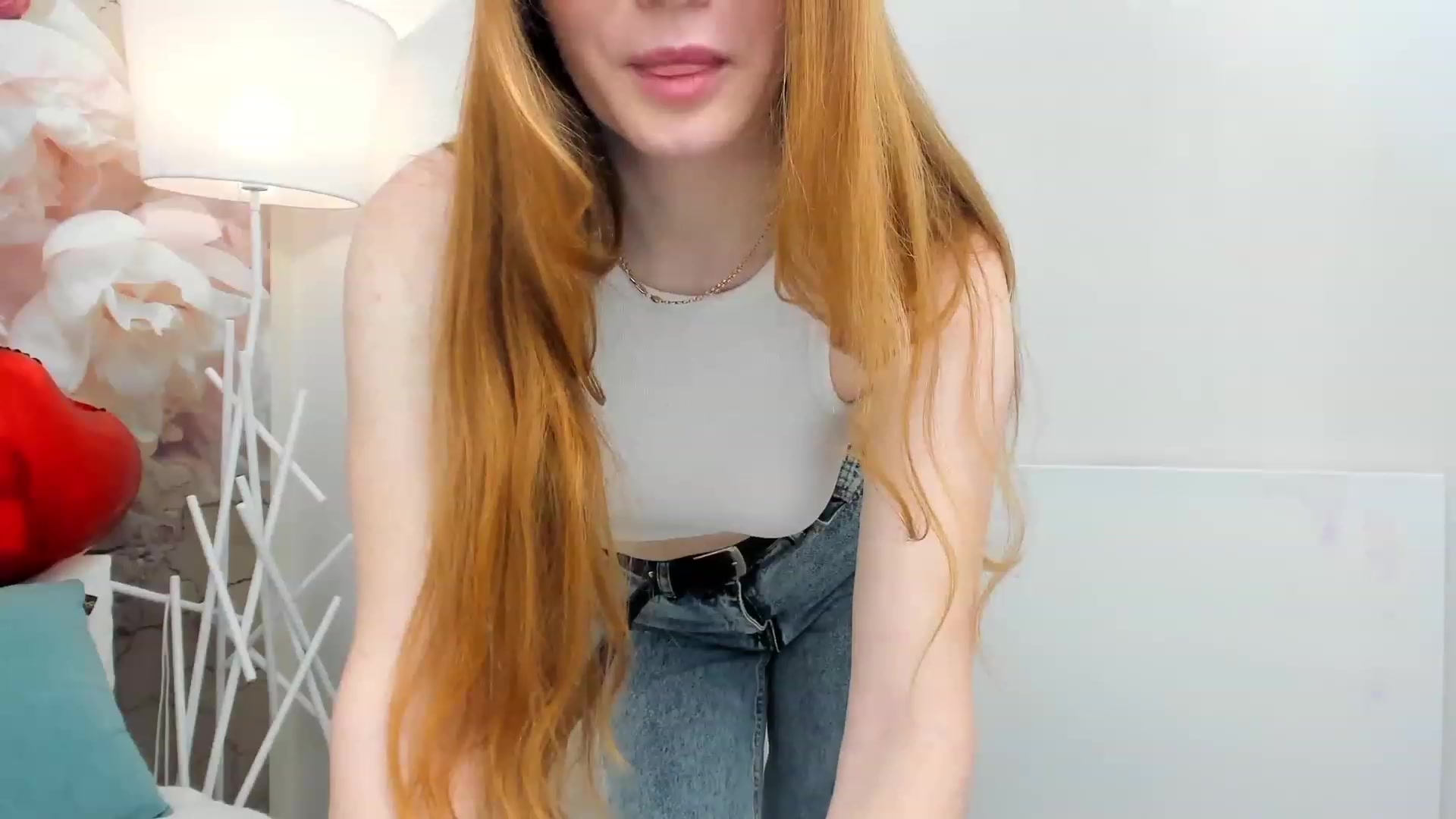 Gallery image thumbnail from MiyaFoxy's myfreecams stream on, 02/14/2023, 14:56 image 16 of 20
