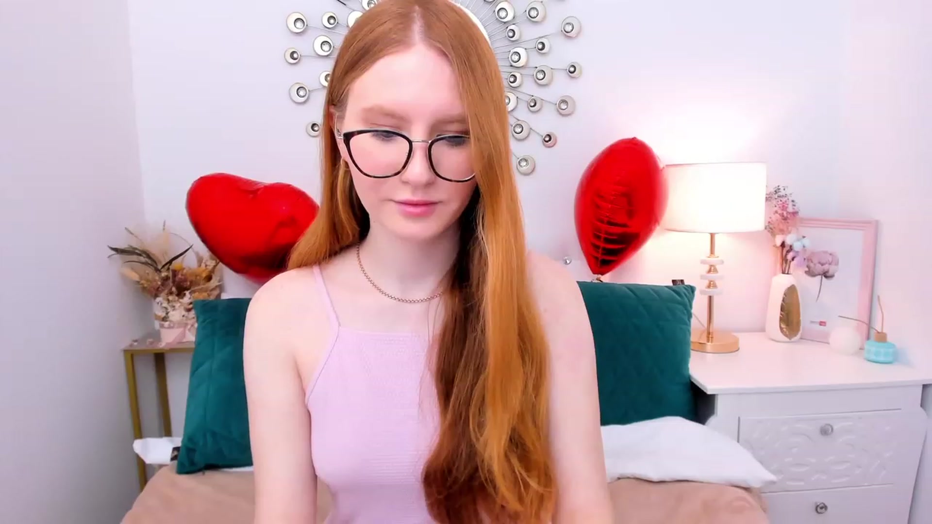 Gallery image thumbnail from MiyaFoxy's myfreecams stream on, 02/18/2023, 15:21 image 15 of 20