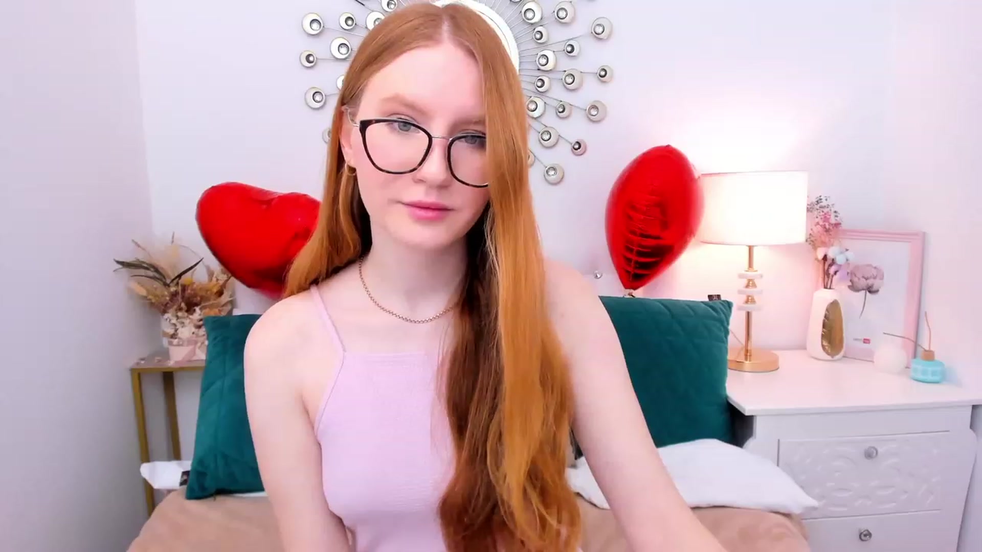 Gallery image thumbnail from MiyaFoxy's myfreecams stream on, 02/18/2023, 15:21 image 16 of 20