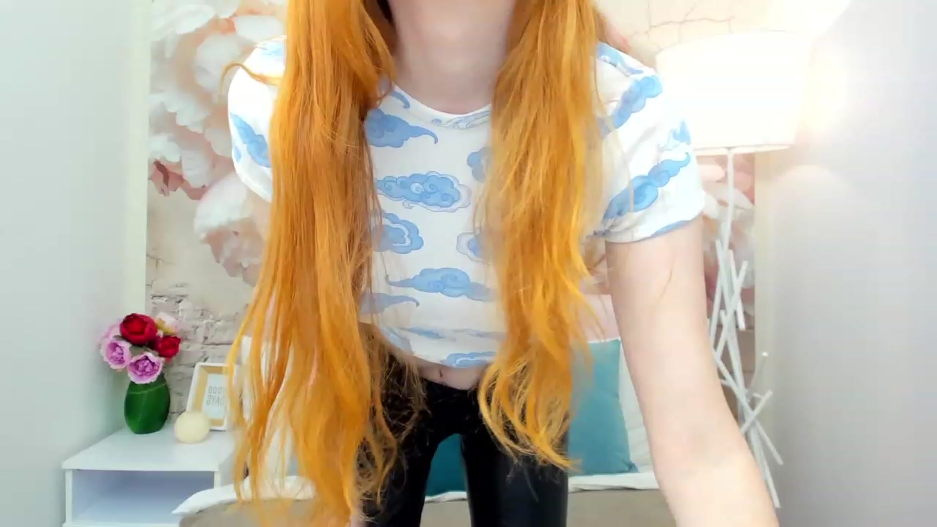 Gallery image thumbnail from MiyaFoxy's myfreecams stream on, 03/19/2023, 14:33 image 18 of 20