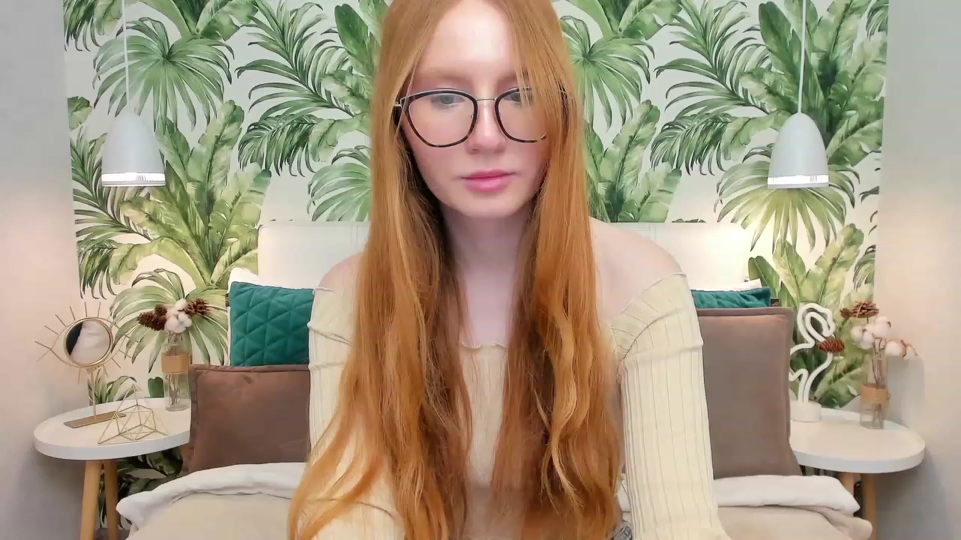 Gallery image thumbnail from MiyaFoxy's myfreecams stream on, 03/27/2023, 17:43 image 1 of 20
