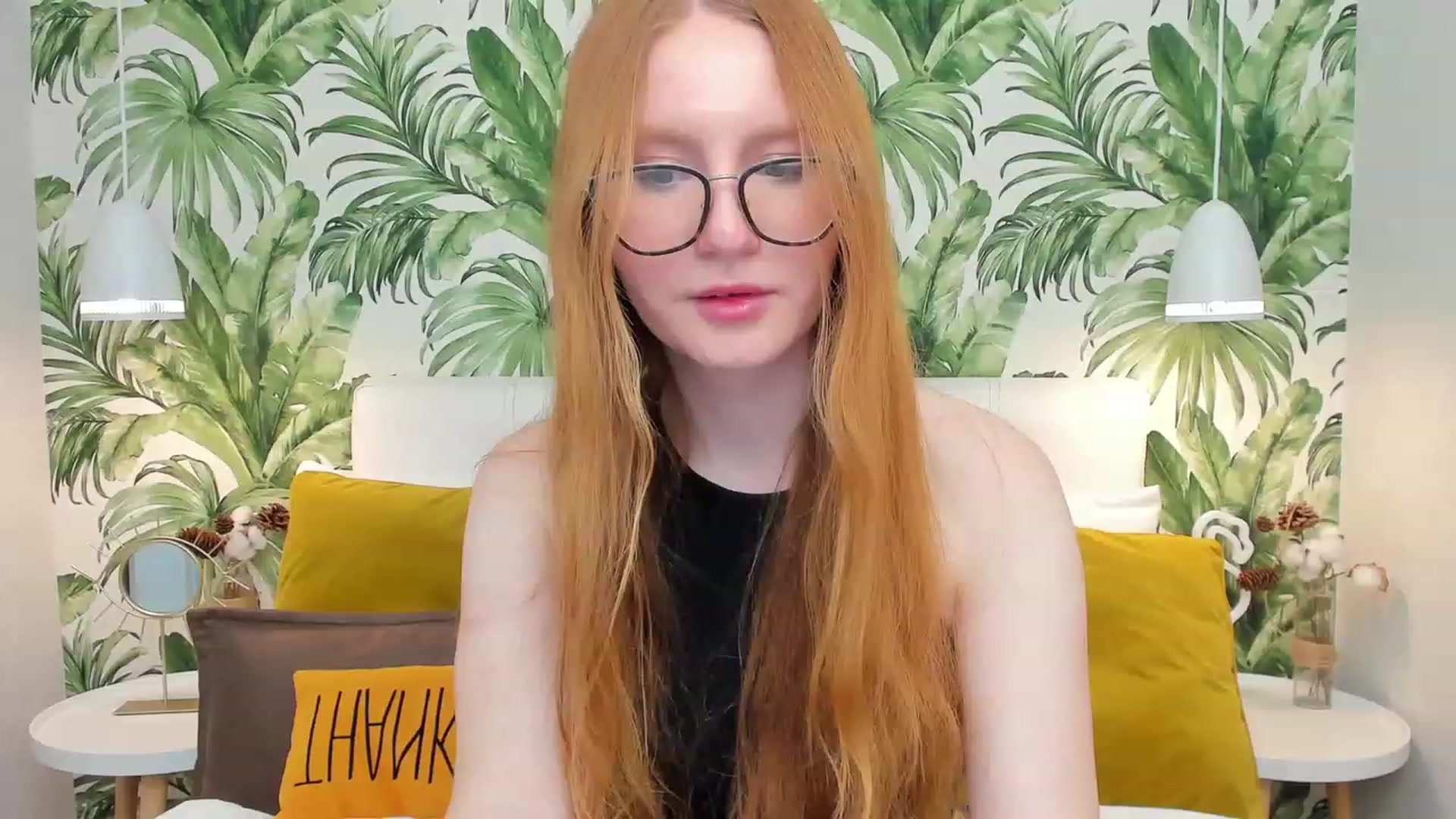 Gallery image thumbnail from MiyaFoxy's myfreecams stream on, 04/01/2023, 18:17 image 19 of 20