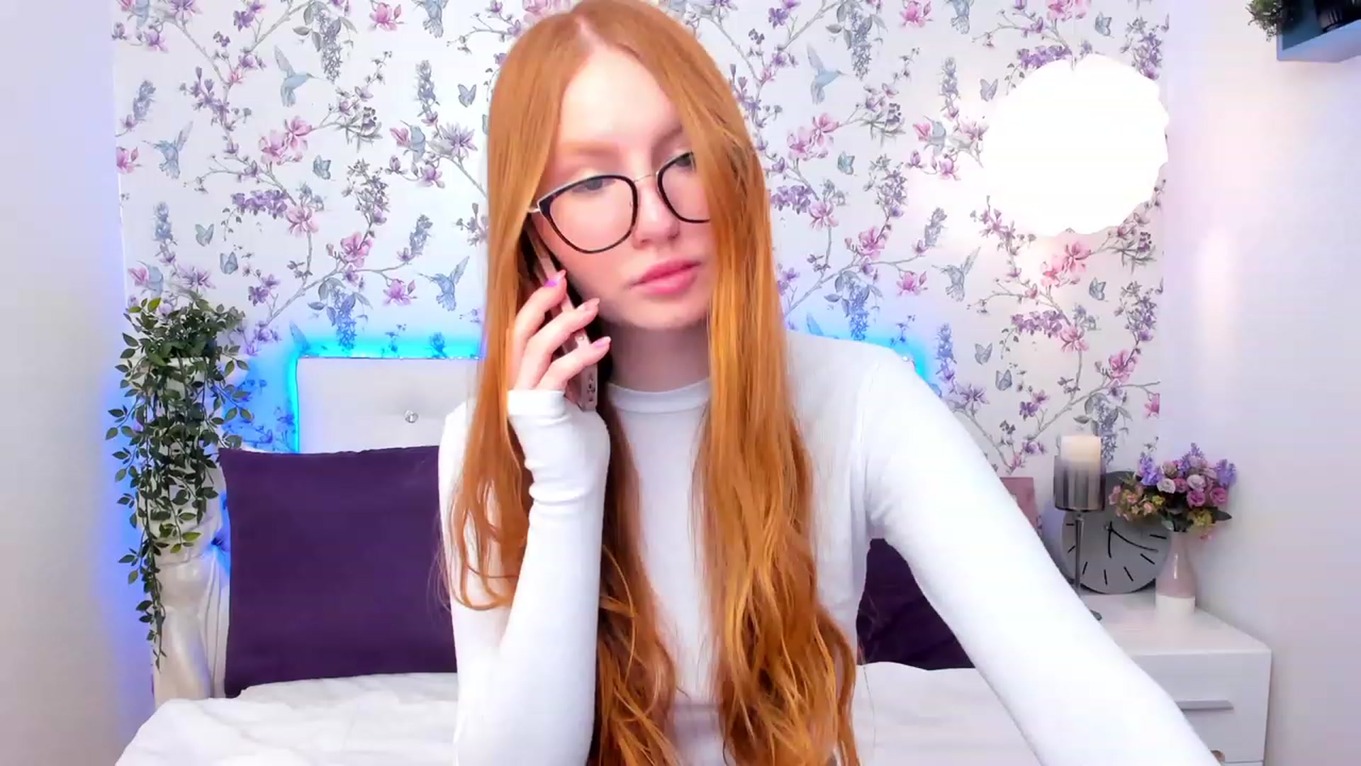 Gallery image thumbnail from MiyaFoxy's myfreecams stream on, 04/18/2023, 10:02 image 20 of 20