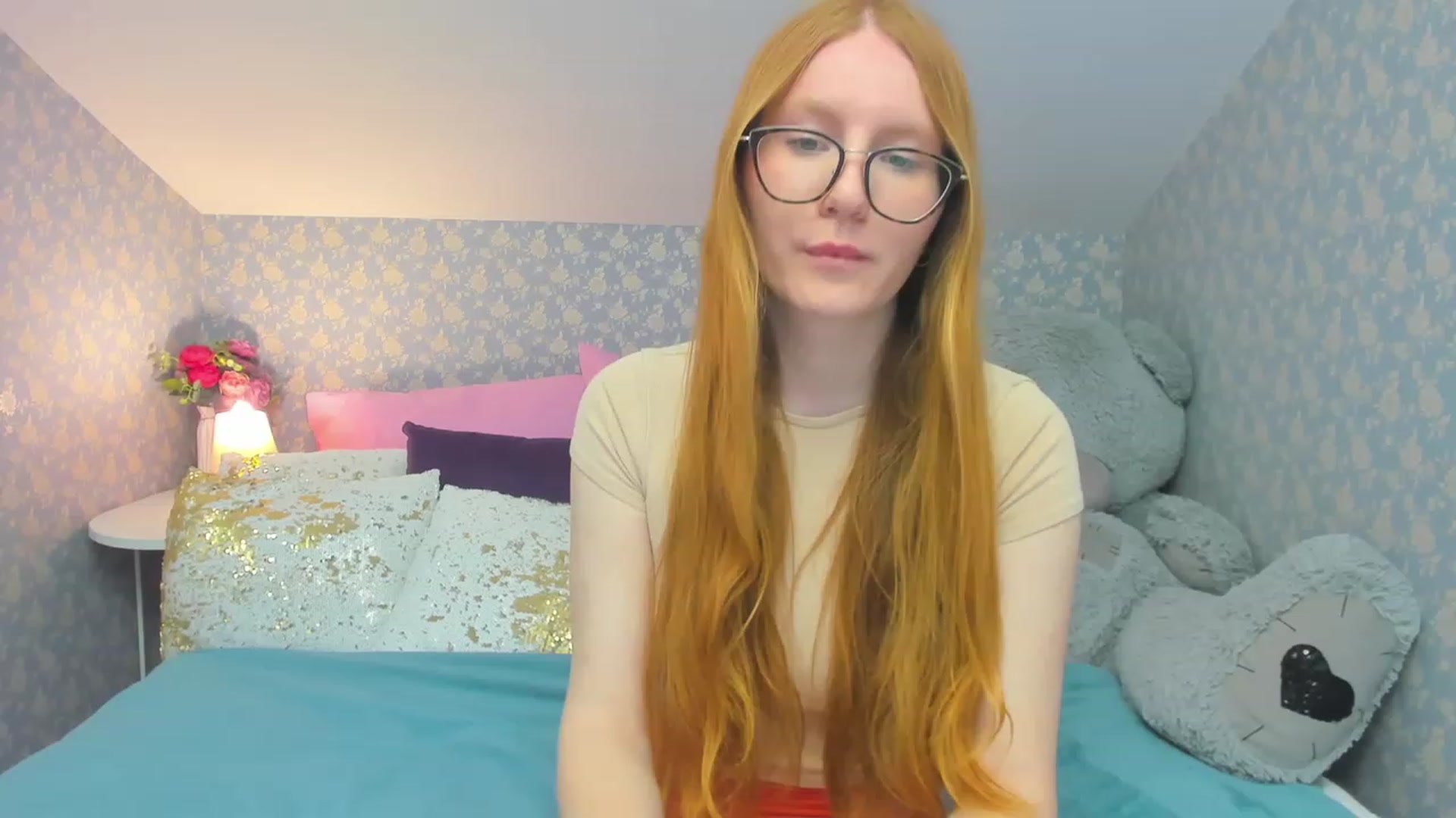Gallery image thumbnail from MiyaFoxy's myfreecams stream on, 04/23/2023, 16:57 image 5 of 20