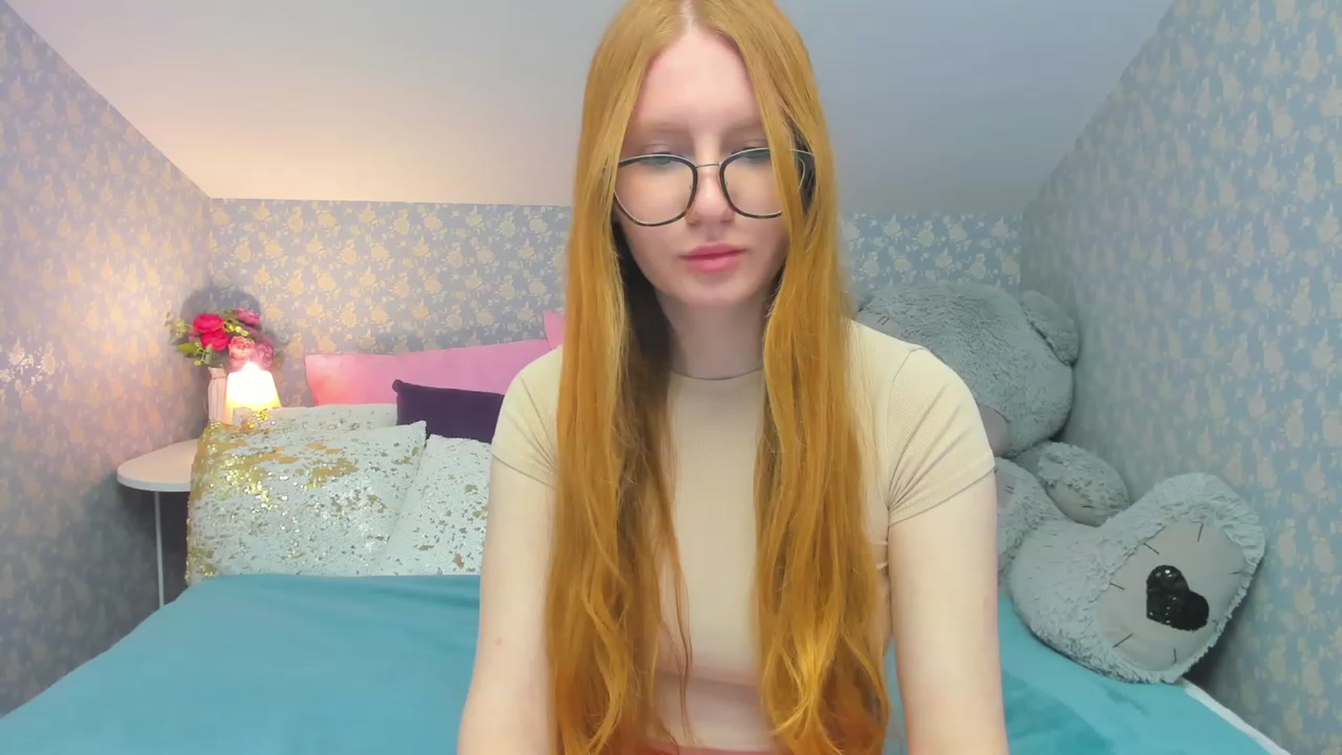 Gallery image thumbnail from MiyaFoxy's myfreecams stream on, 04/23/2023, 16:57 image 20 of 20