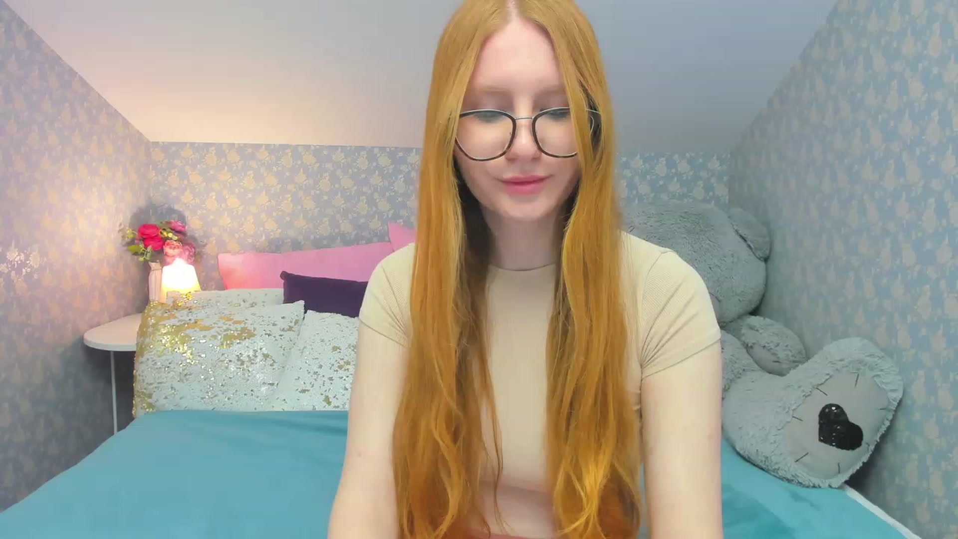 Gallery image thumbnail from MiyaFoxy's myfreecams stream on, 04/23/2023, 16:57 image 19 of 20