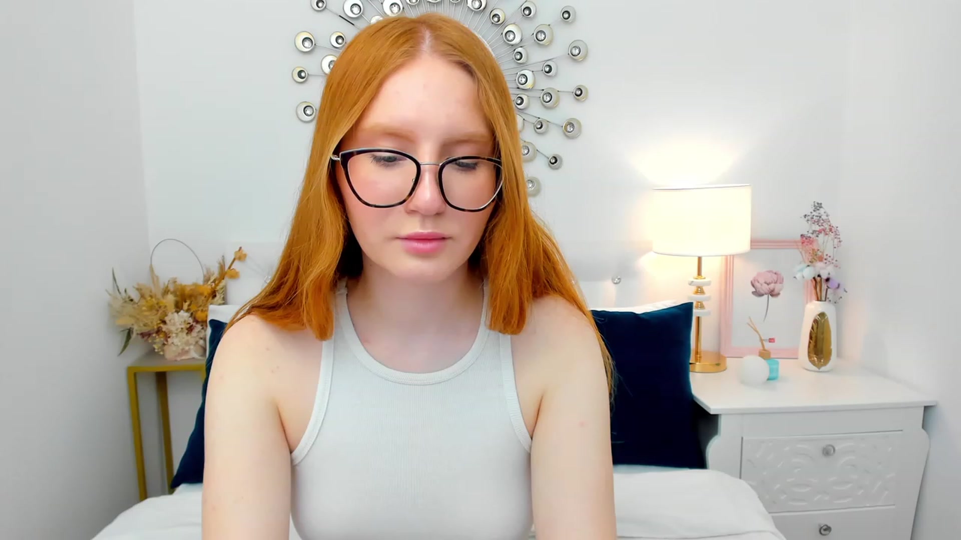 Gallery image thumbnail from MiyaFoxy's myfreecams stream on, 05/27/2023, 12:35 image 19 of 20