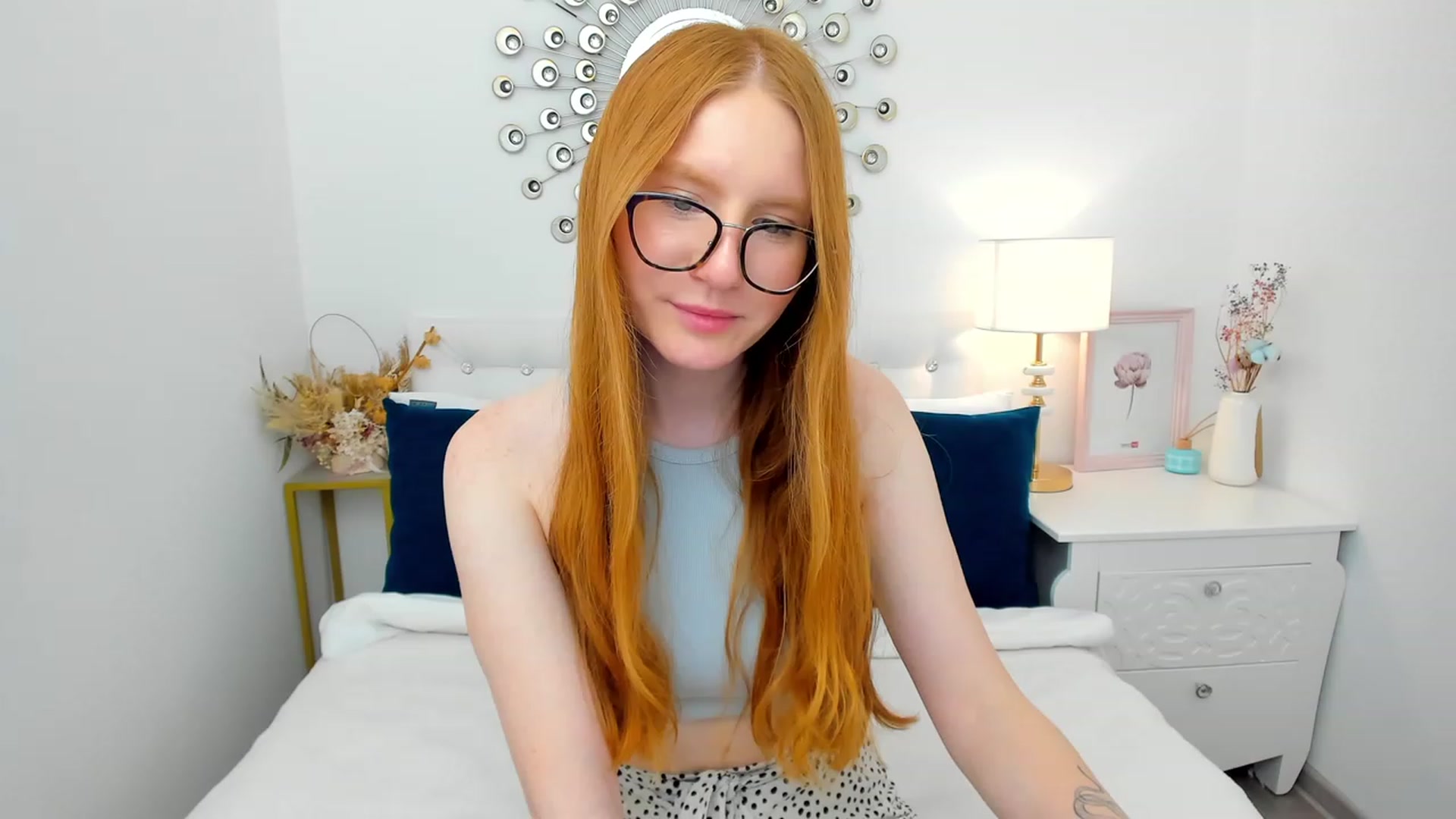 Gallery image thumbnail from MiyaFoxy's myfreecams stream on, 05/31/2023, 15:15 image 17 of 20
