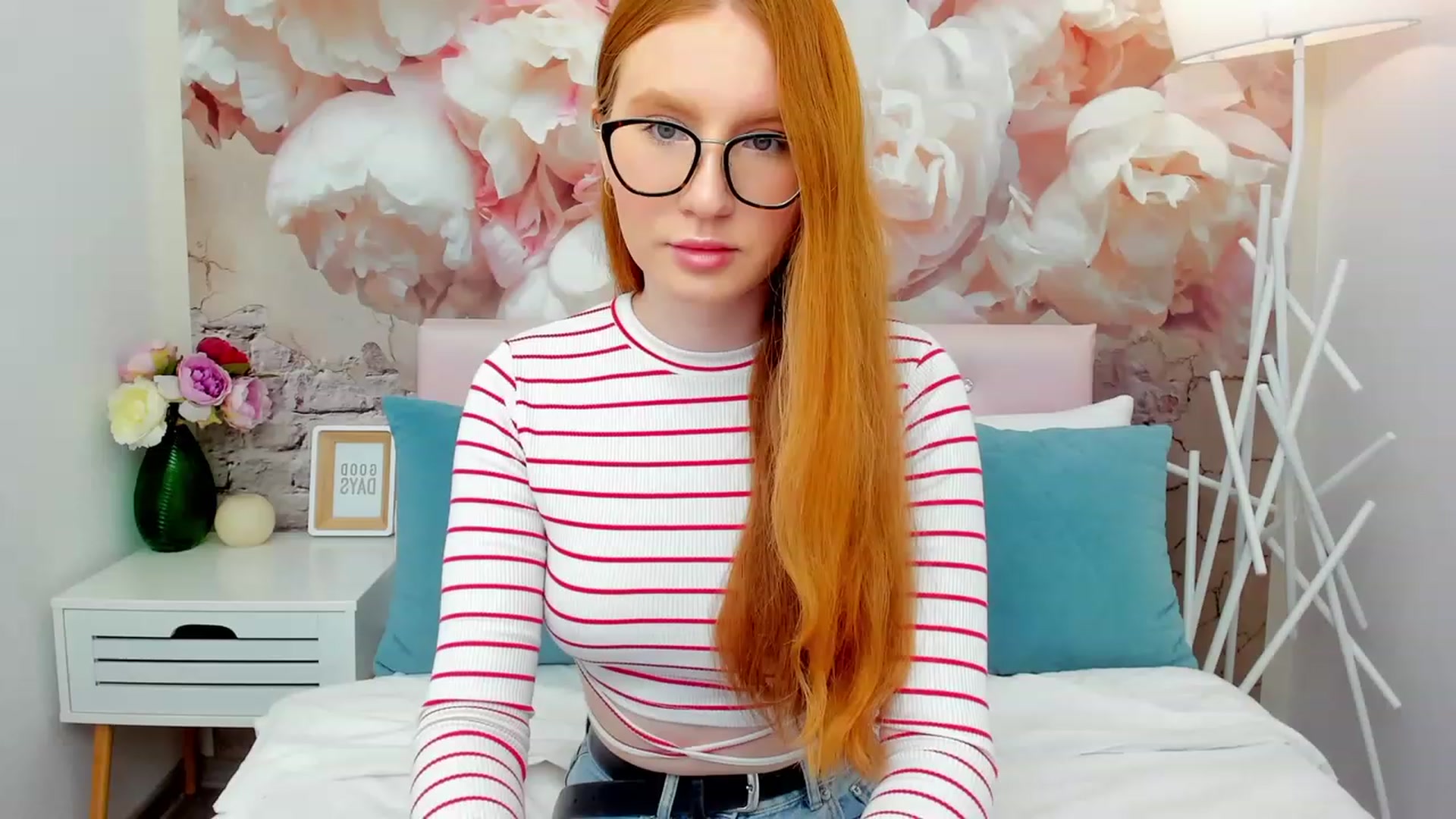 Gallery image thumbnail from MiyaFoxy's myfreecams stream on, 06/13/2023, 09:06 image 1 of 20