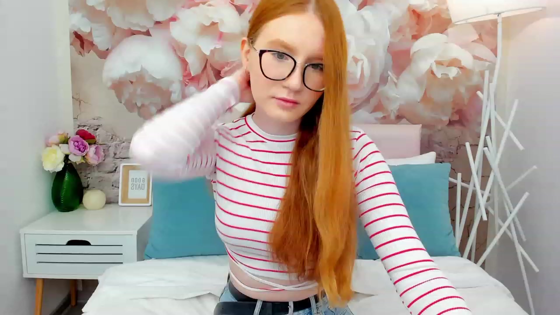 Gallery image thumbnail from MiyaFoxy's myfreecams stream on, 06/13/2023, 09:06 image 7 of 20