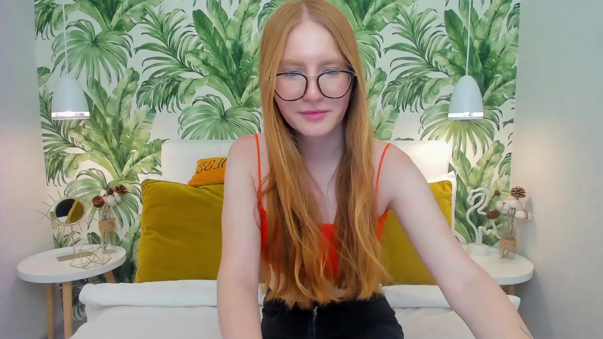 Gallery image thumbnail from MiyaFoxy's myfreecams stream on, 06/20/2023, 19:07 image 11 of 20